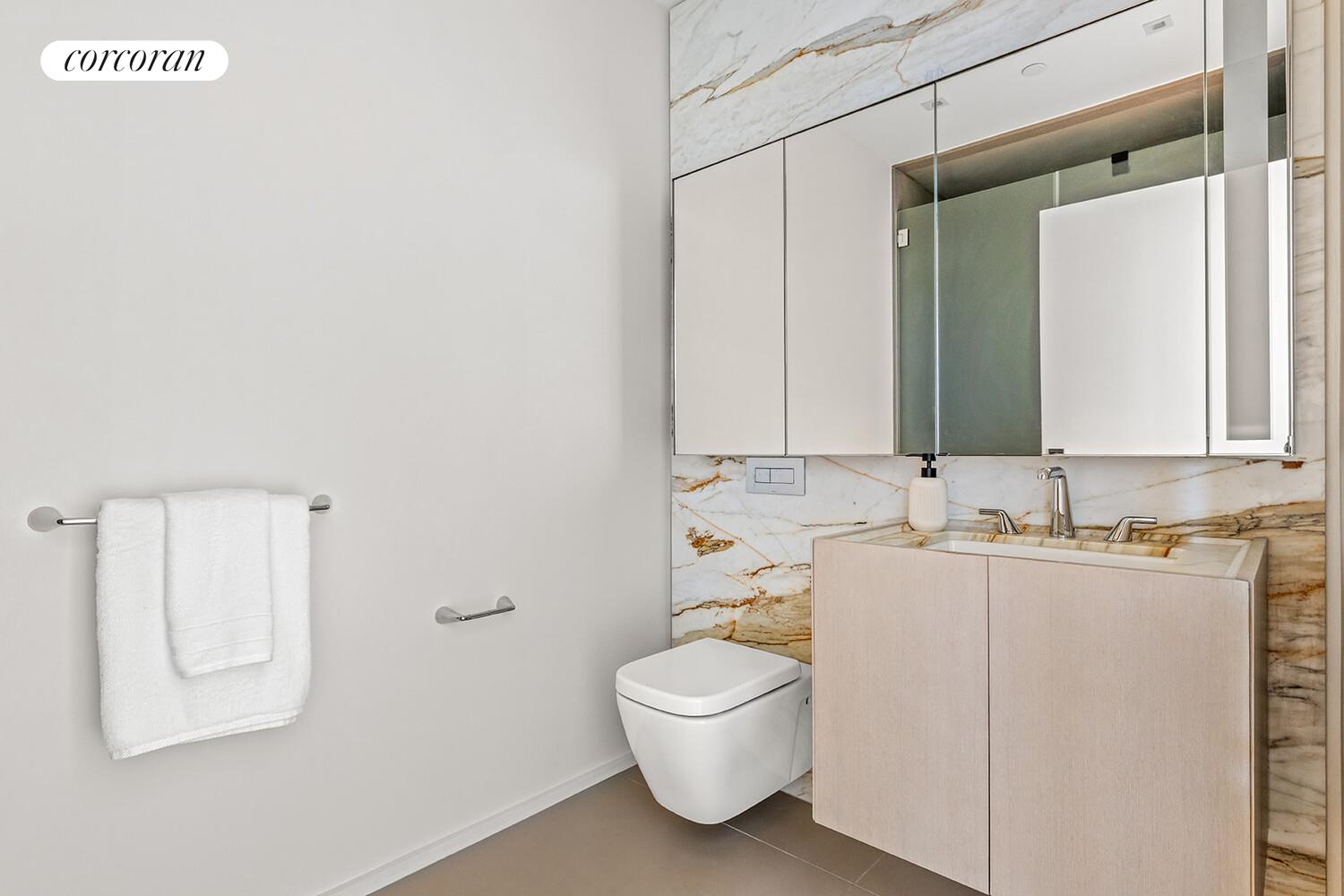 #8 photo, 121 E 22ND Street, マンハッタン Gramercy Park , NY 10010