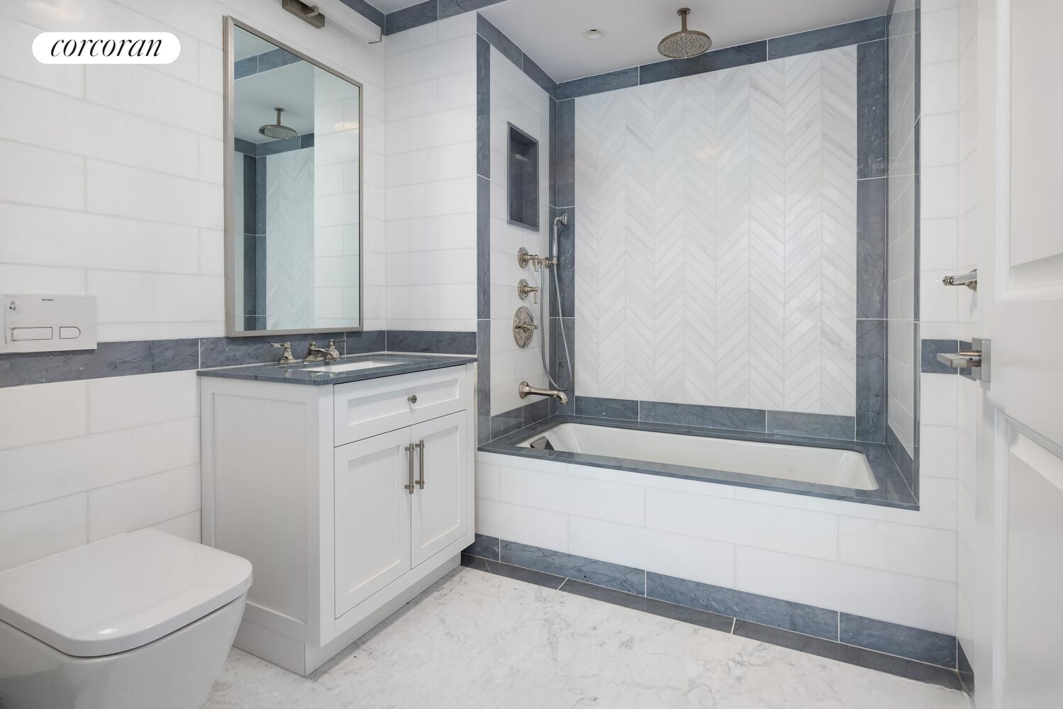 #12 photo, 344 W 72ND Street, マンハッタン Lincoln Square , NY 10023