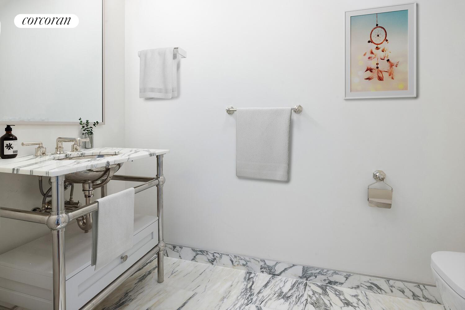 #13 photo, 344 W 72ND Street, マンハッタン Lincoln Square , NY 10023