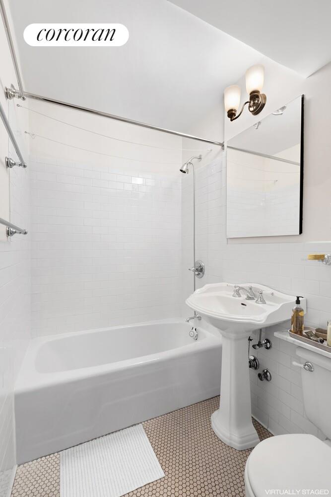 #6 photo, New York City, マンハッタン Yorkville , NY 10028