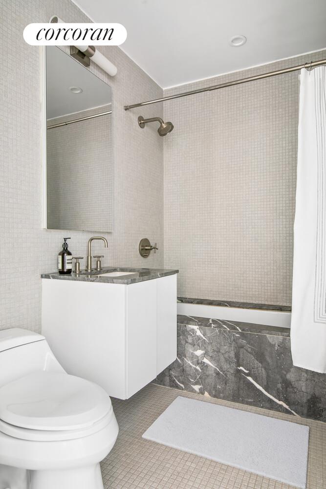 #9 photo, 210 LAFAYETTE Street, マンハッタン SoHo , NY 10012