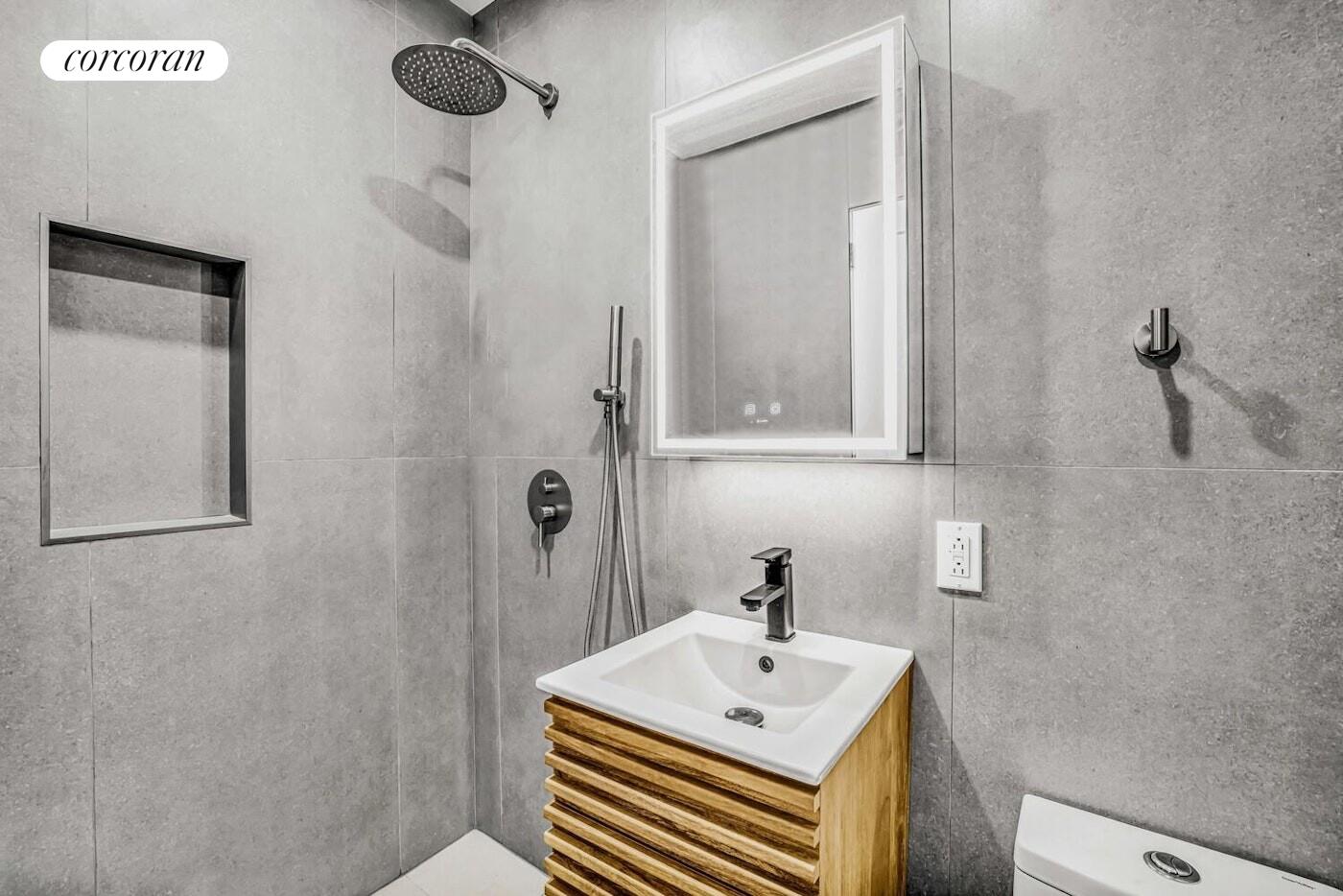 #3 photo, New York City, Yorkville , NY 10128