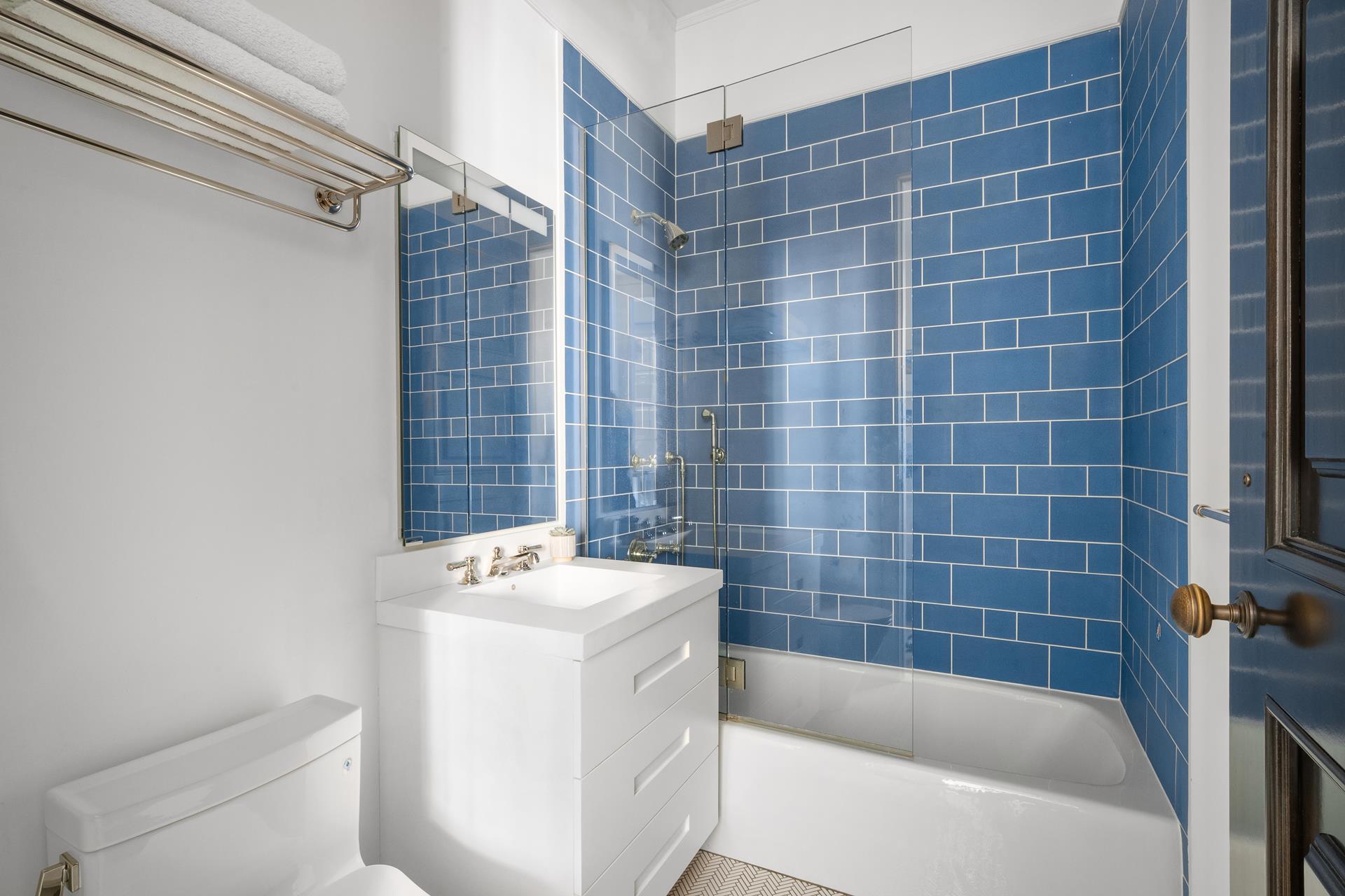 #10 photo, 2112 BROADWAY, Upper West Side , NY 10023