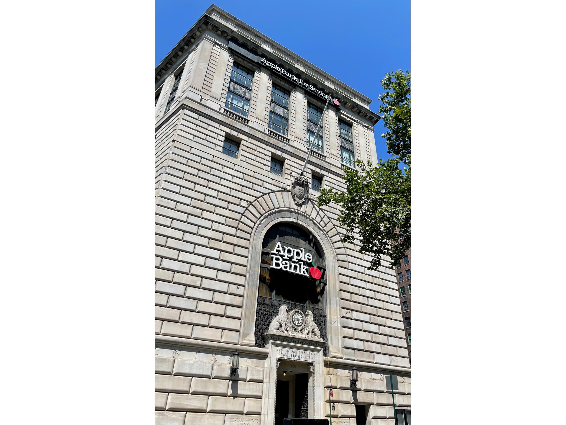 #16 photo, 2112 BROADWAY, Upper West Side , NY 10023