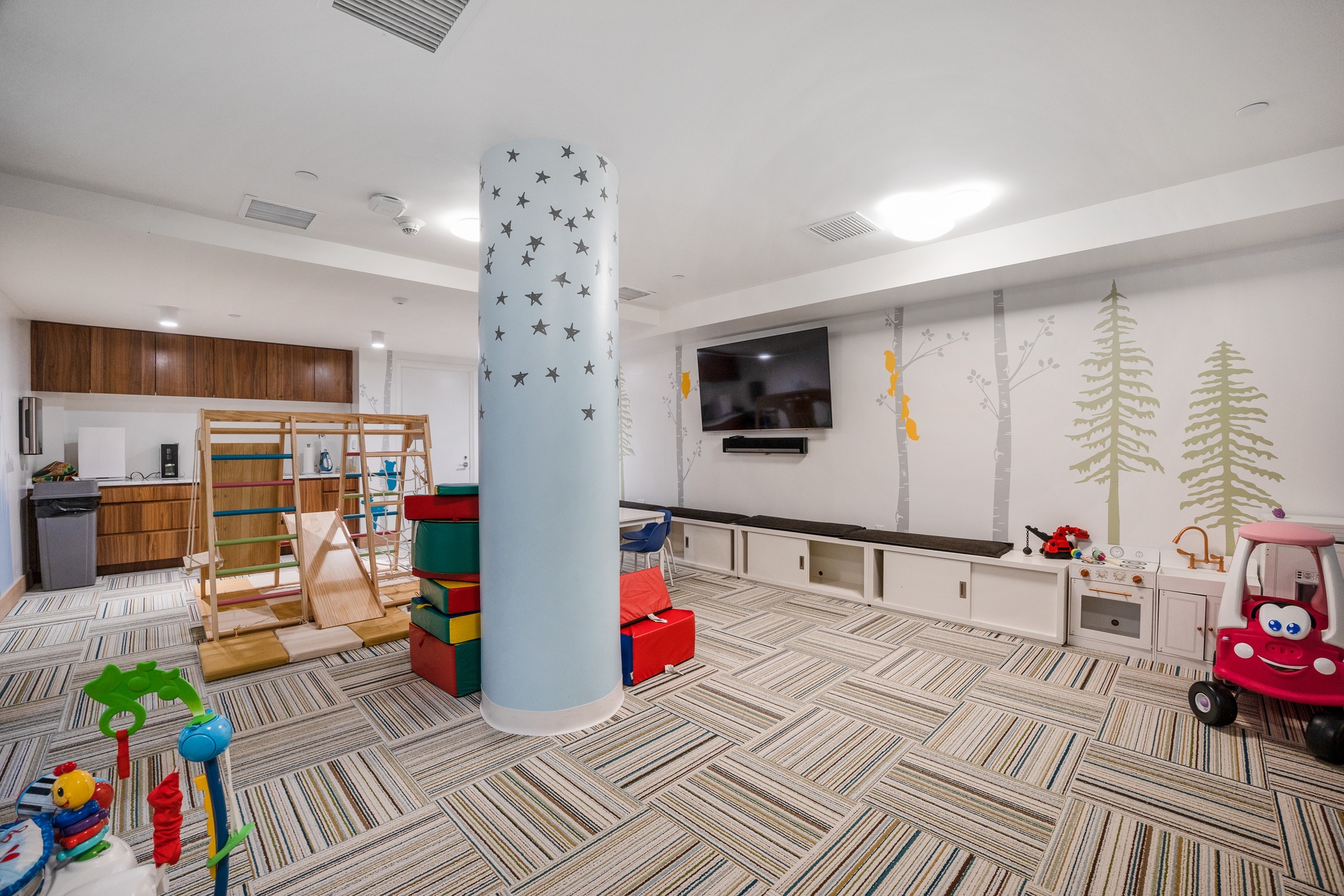 #18 photo, 21-30 44th Drive, クイーンズ区 Court Square , NY 11101