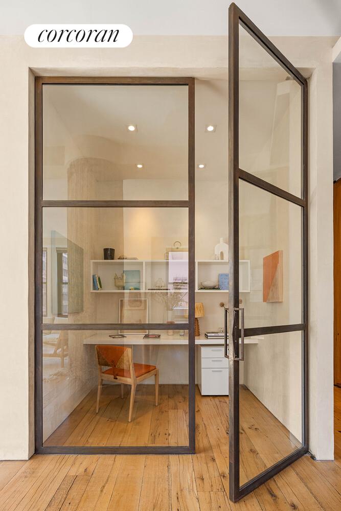 #14 photo, 250 MERCER Street, Greenwich Village , NY 10012