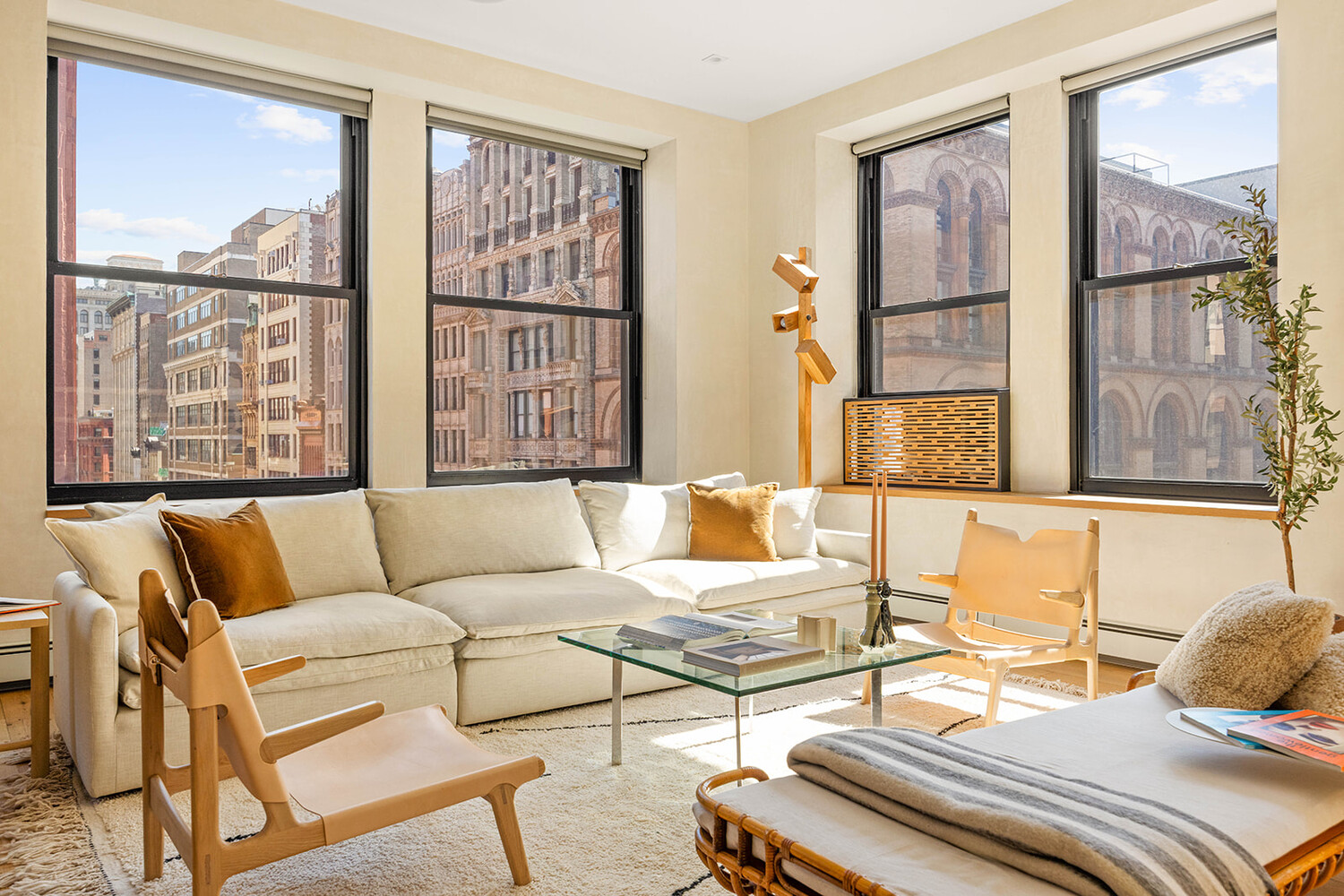 #3 photo, 250 MERCER Street, Greenwich Village , NY 10012