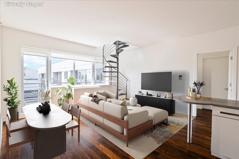 #18 photo, 100 MASPETH Avenue, East Williamsburg , NY 11211