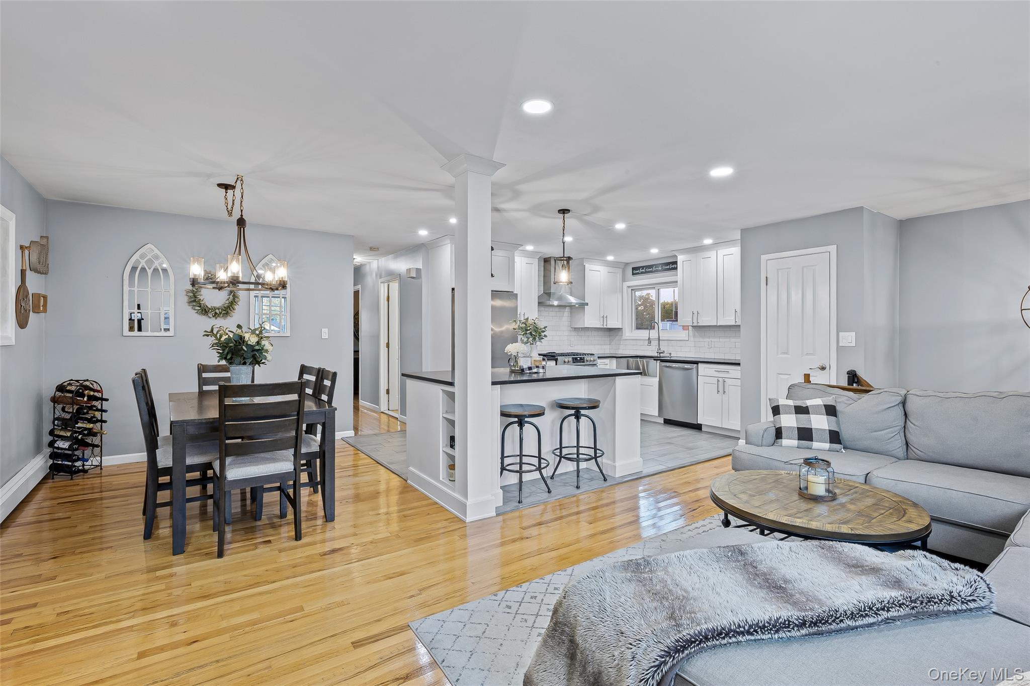 #6 photo, 2296 Hampton Avenue, ナッソー郡 Seaford , NY 11783