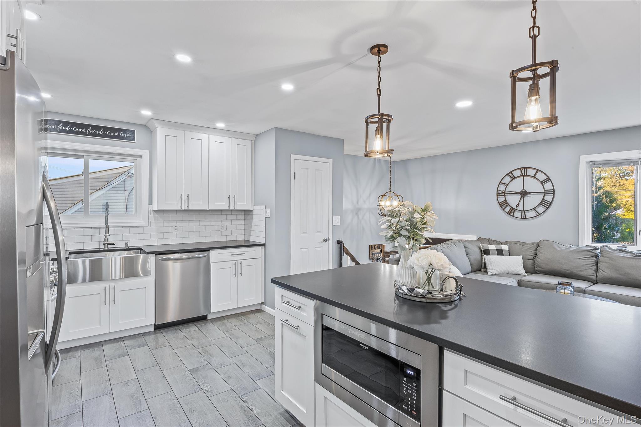 #9 photo, 2296 Hampton Avenue, ナッソー郡 Seaford , NY 11783