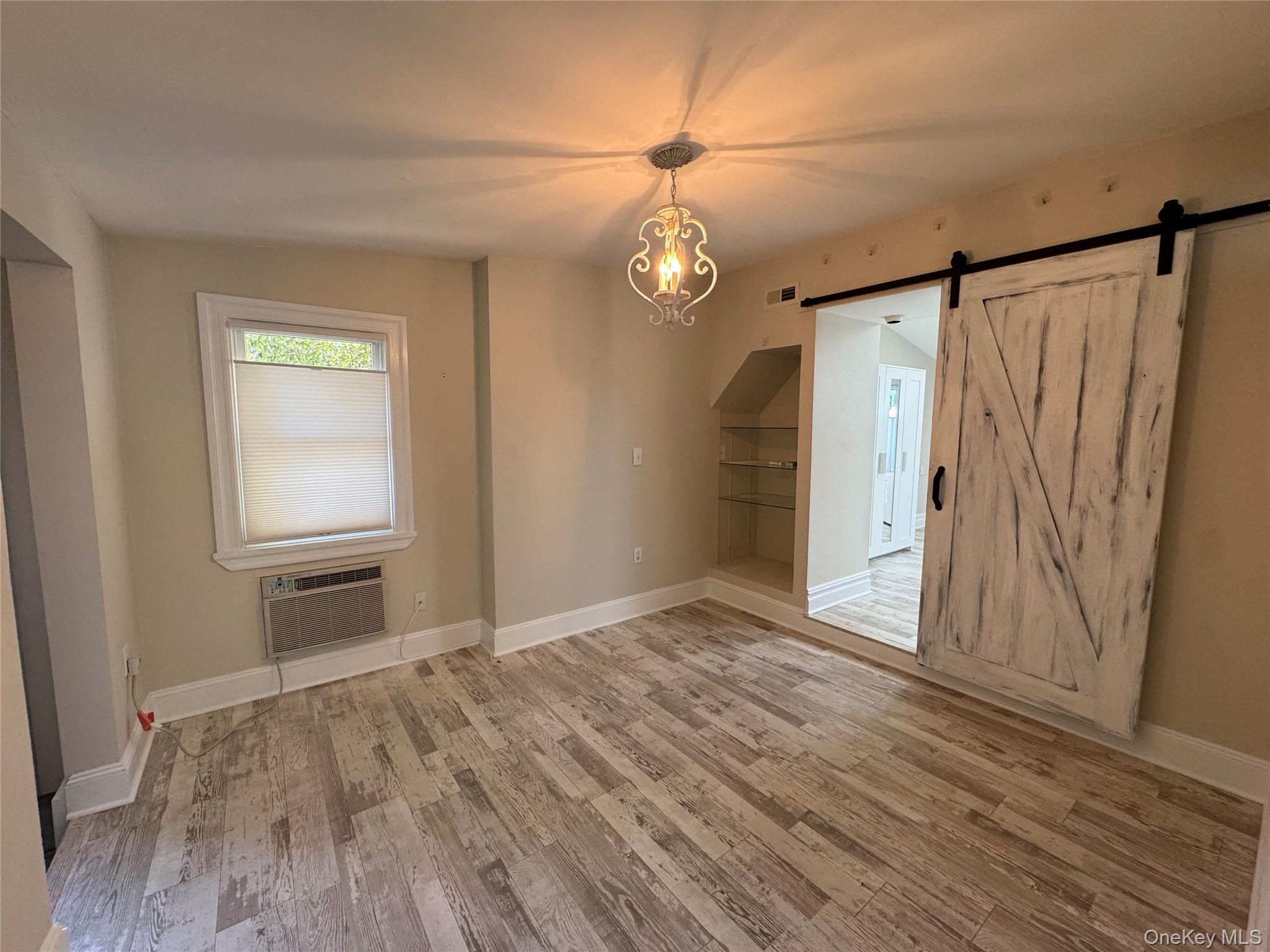 #9 photo, 301 E Main Street, サフォーク郡 Port Jefferson , NY 11777