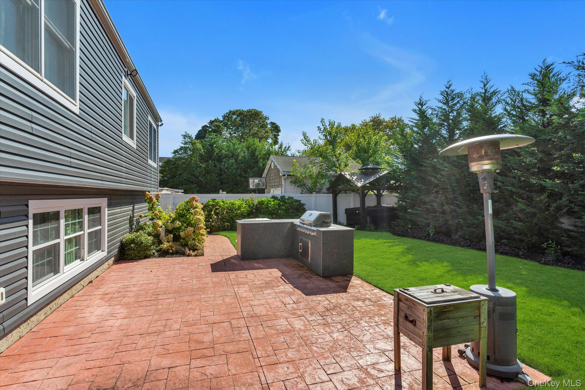 #19 photo, 6 Fairview Road, ナッソー郡 Massapequa , NY 11758