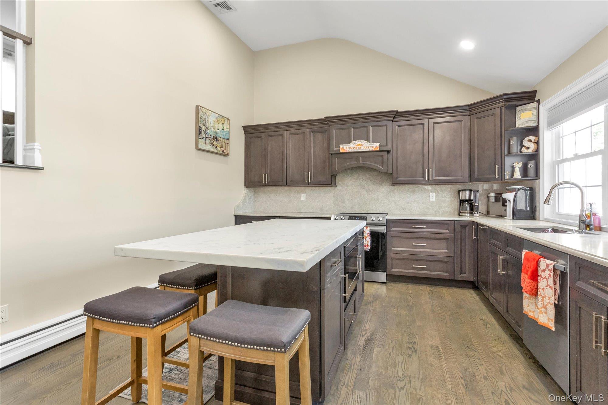 #5 photo, 6 Fairview Road, ナッソー郡 Massapequa , NY 11758