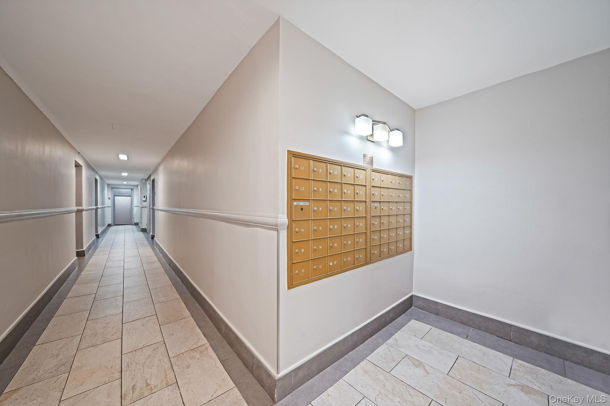 #17 photo, 67-50 Thornton Place, クイーンズ区 Forest Hills , NY 11375