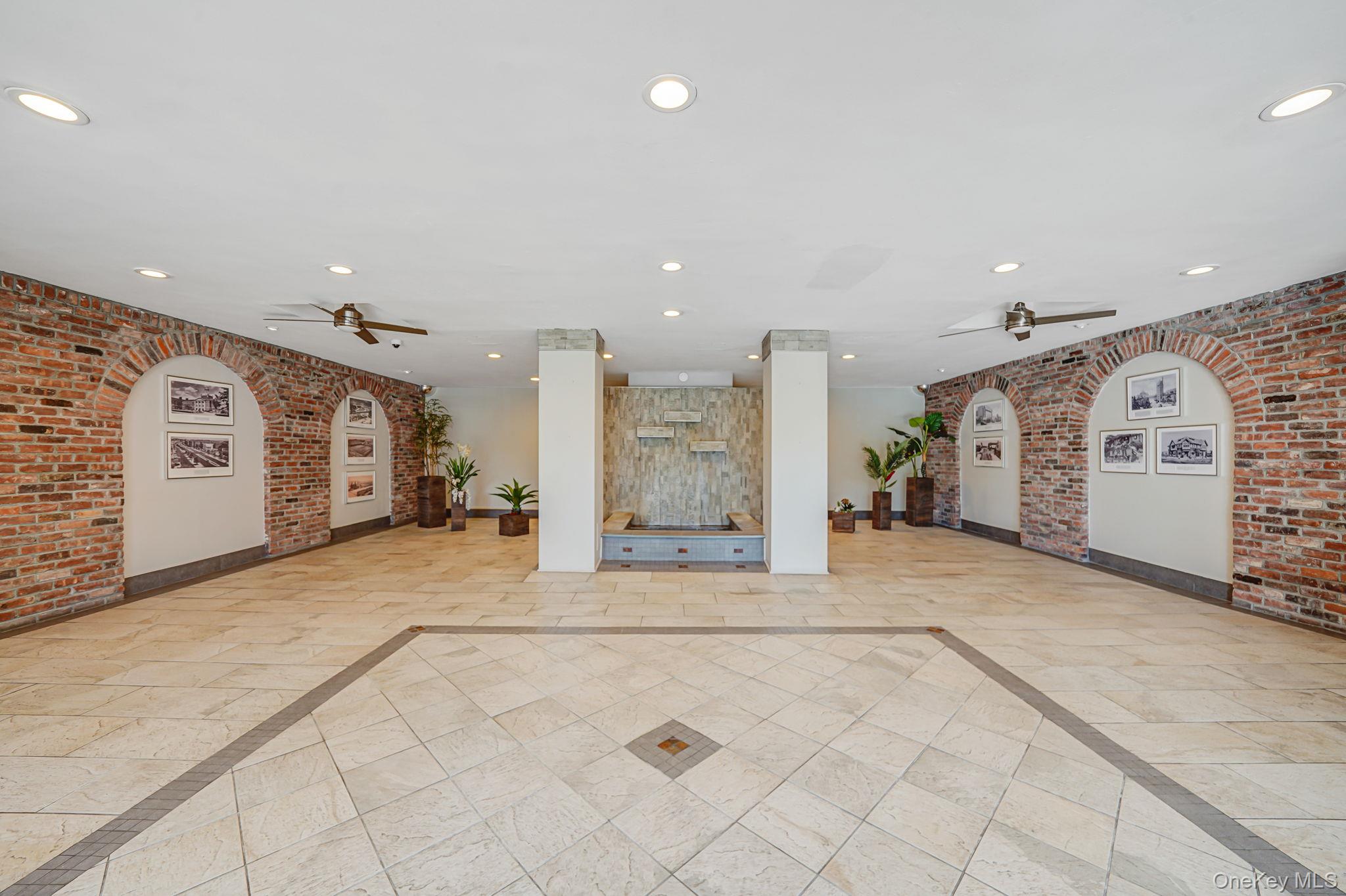 #3 photo, 67-50 Thornton Place, クイーンズ区 Forest Hills , NY 11375