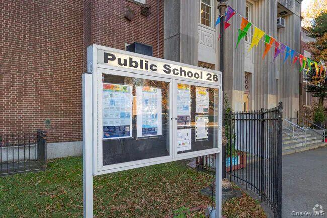 #16 photo, 196-11 69th Avenue, クイーンズ区 Fresh Meadows , NY 11365