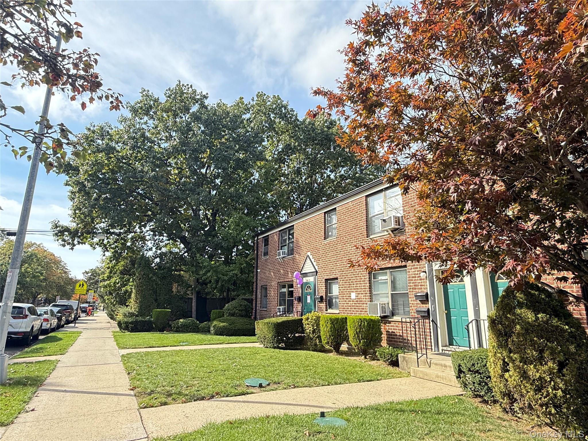 #5 photo, 196-11 69th Avenue, クイーンズ区 Fresh Meadows , NY 11365