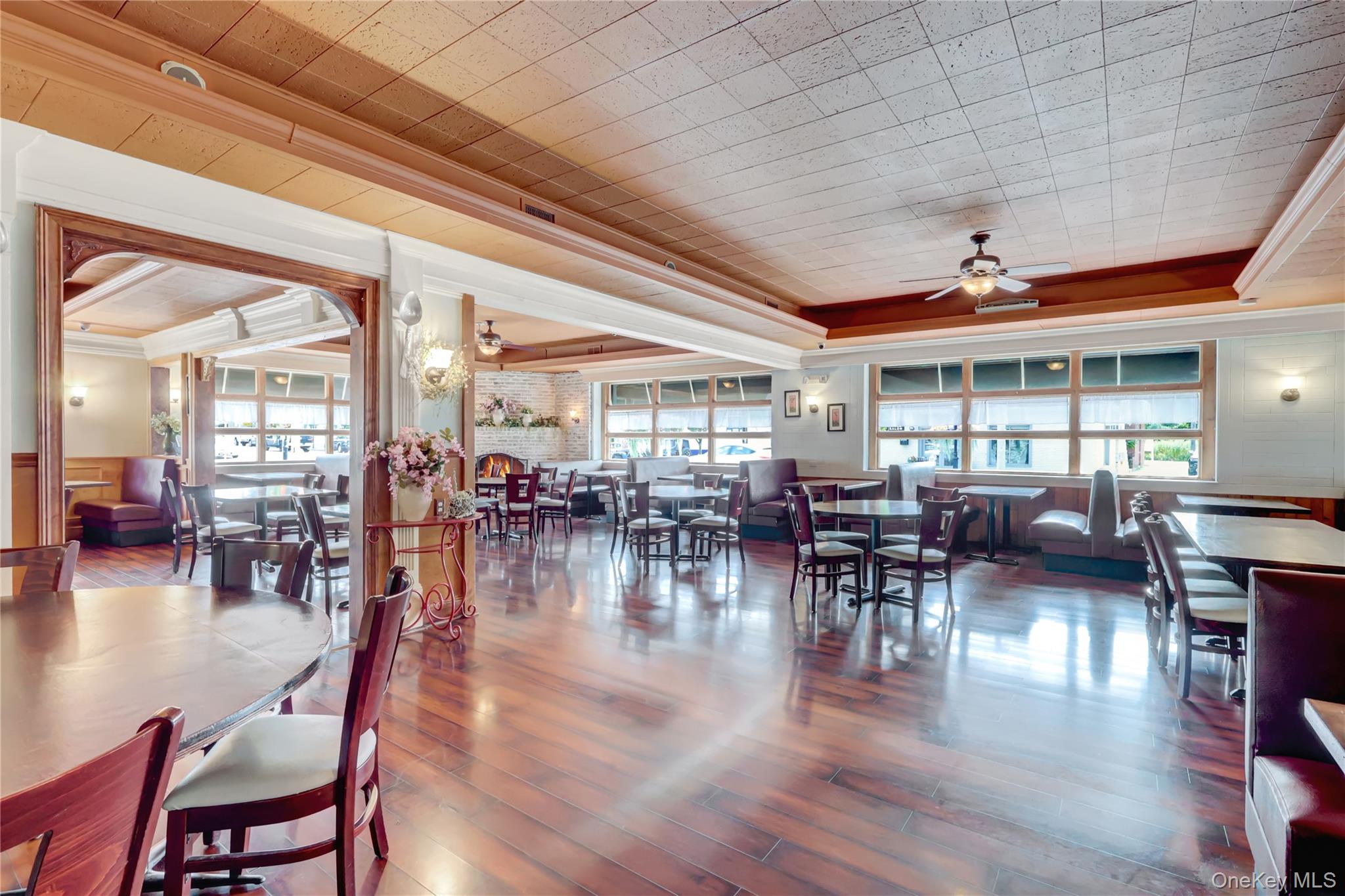 #13 photo, 361 Main Street, Center Moriches , NY 11934