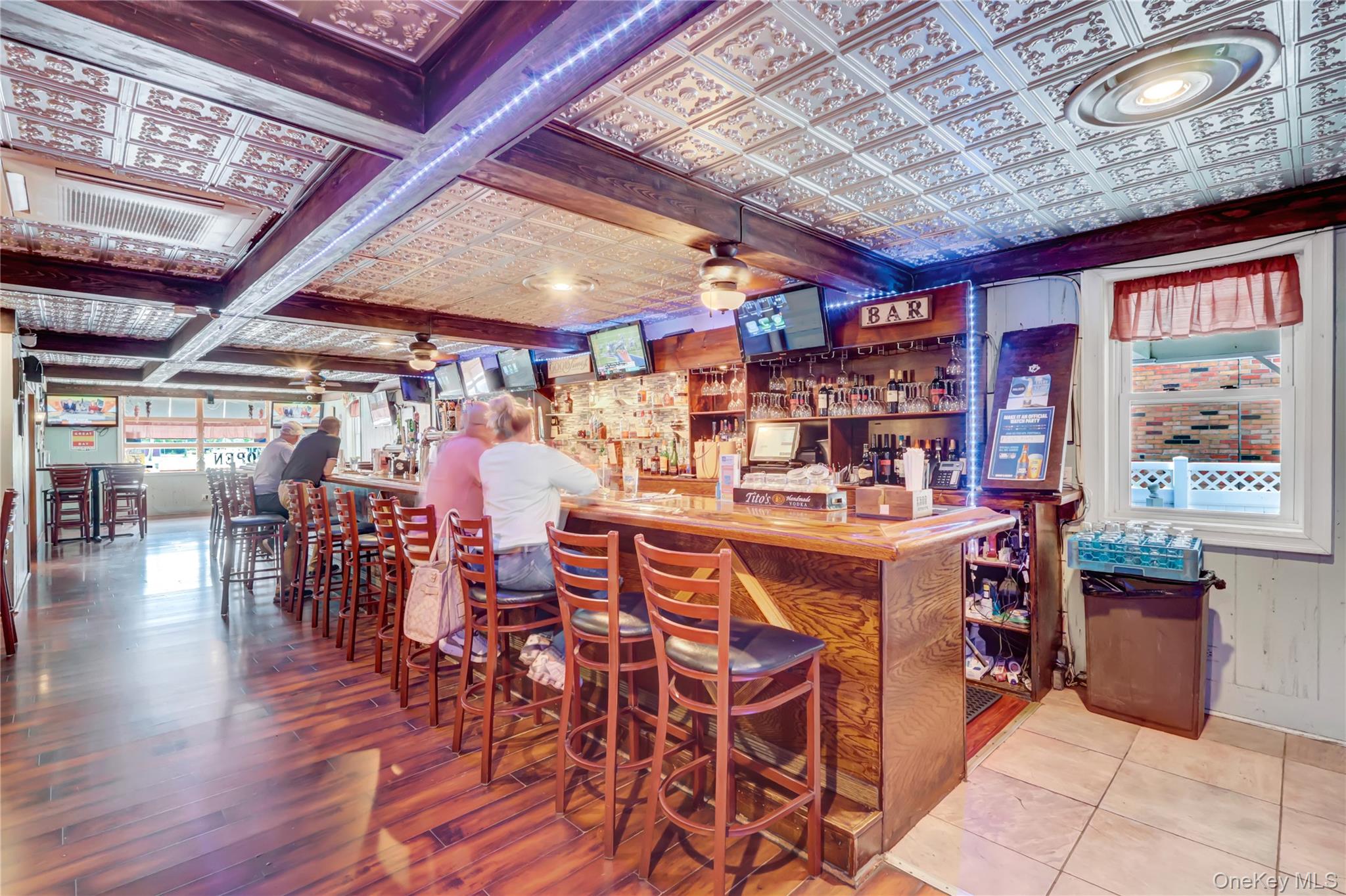 #16 photo, 361 Main Street, Center Moriches , NY 11934