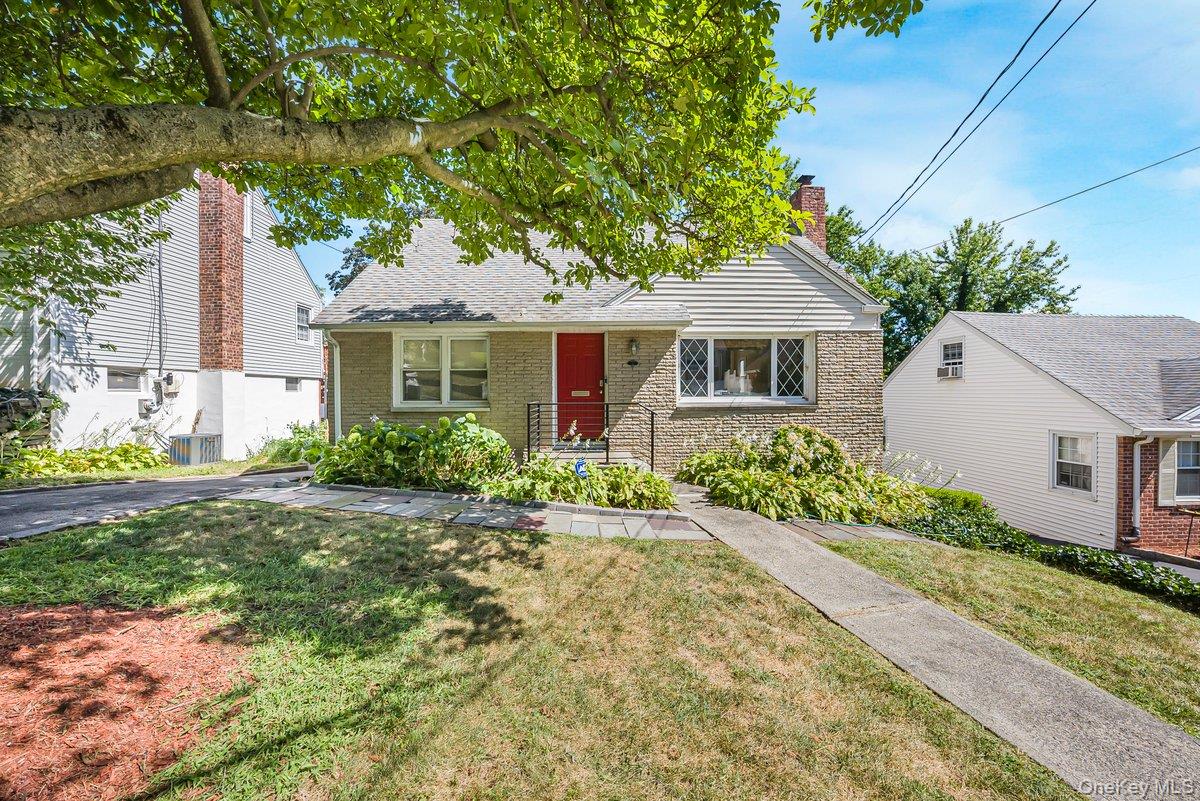 #1 photo, 104 Lefferts Road, Yonkers , NY 10705