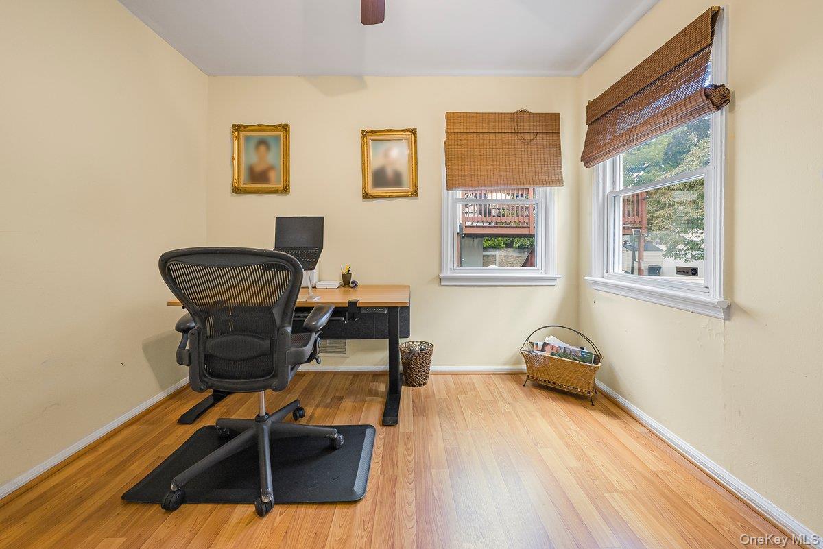 #17 photo, 104 Lefferts Road, Yonkers , NY 10705