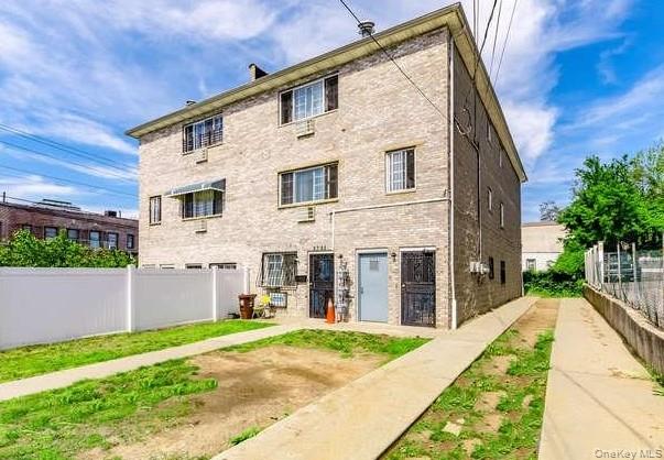 #2 photo, 3703 Paulding Avenue, ブロンクス区 Bronx , NY 10469