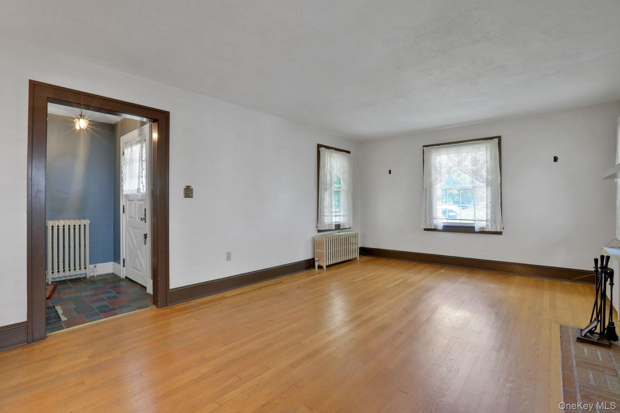 #5 photo, 94 Roosevelt Avenue, Kingston , NY 12401