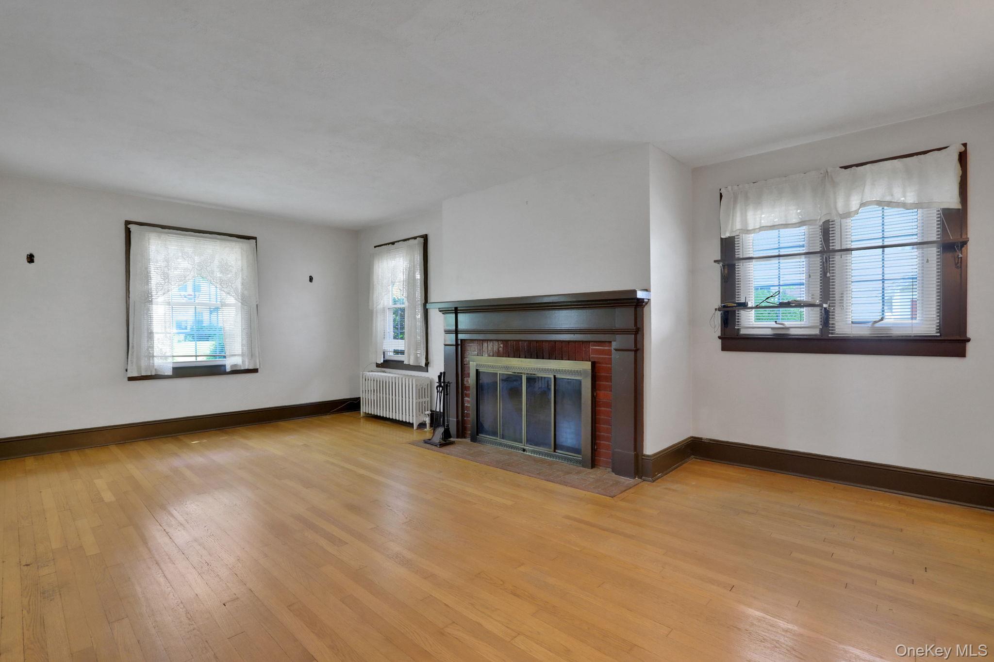 #7 photo, 94 Roosevelt Avenue, Kingston , NY 12401