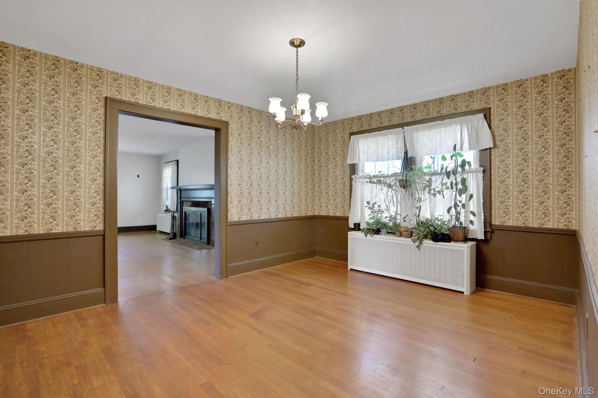 #9 photo, 94 Roosevelt Avenue, Kingston , NY 12401