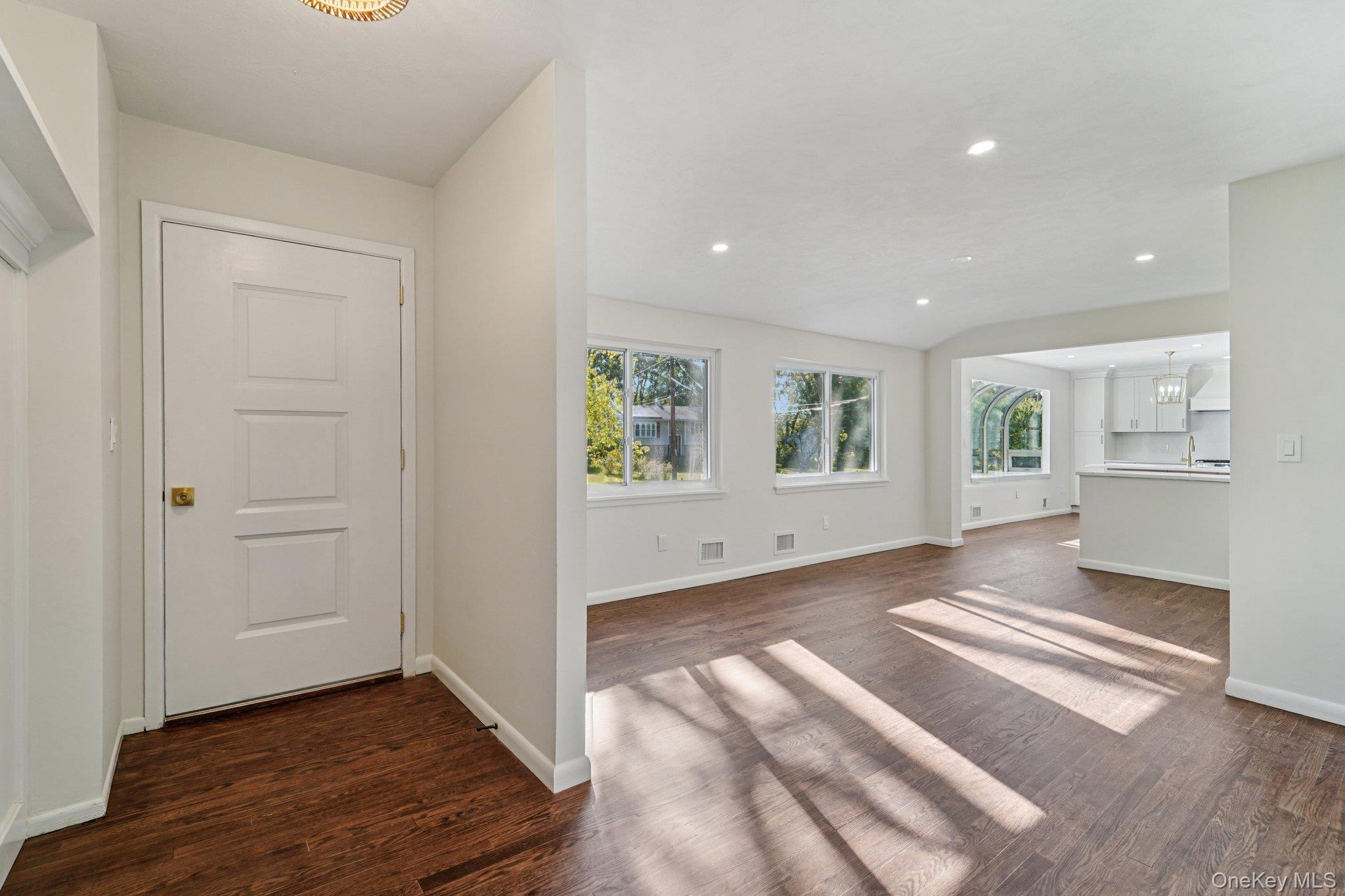 #6 photo, 3465 Curry Street, Yorktown Heights , NY 10598