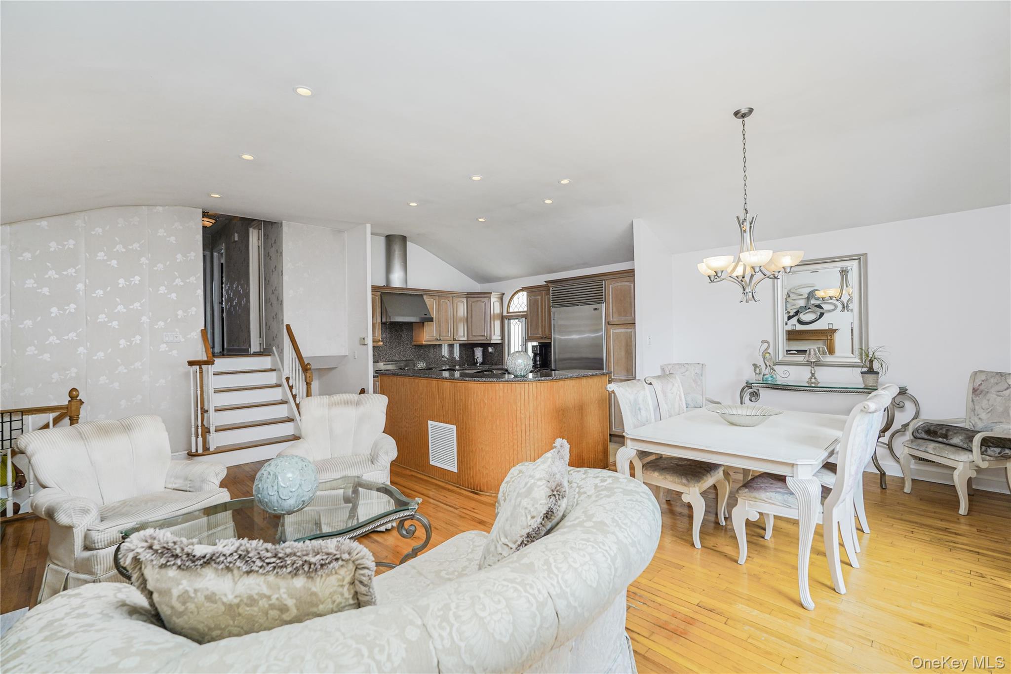 #7 photo, 171 Merrill Avenue, Staten Island , NY 10314