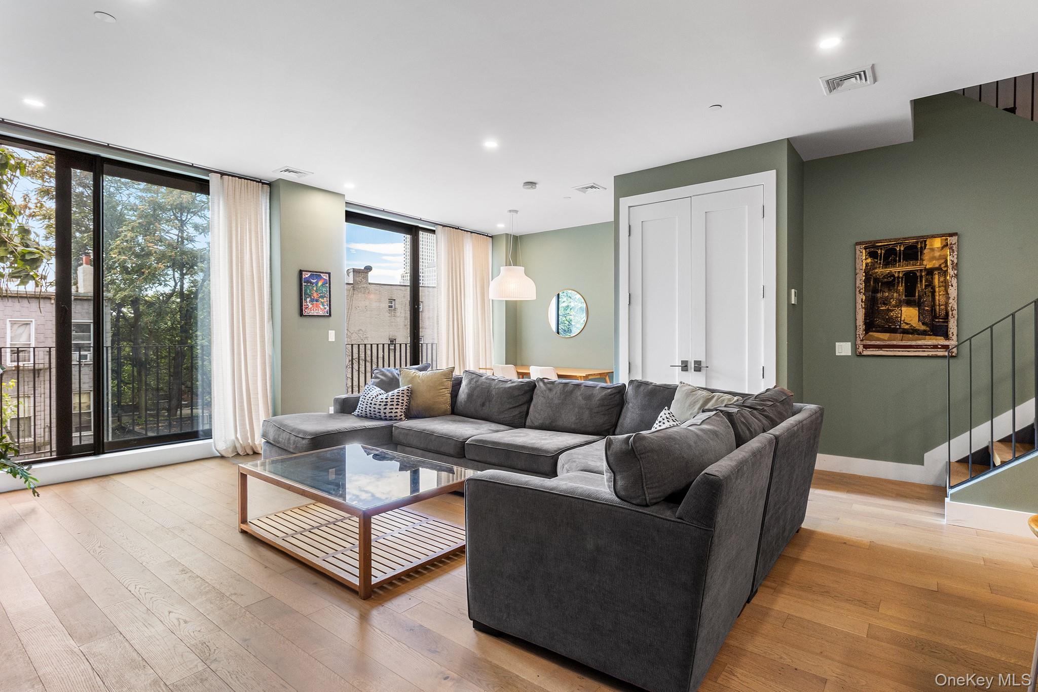 #3 photo, 78 Eagle Street, ブルックリン区 Brooklyn , NY 11222