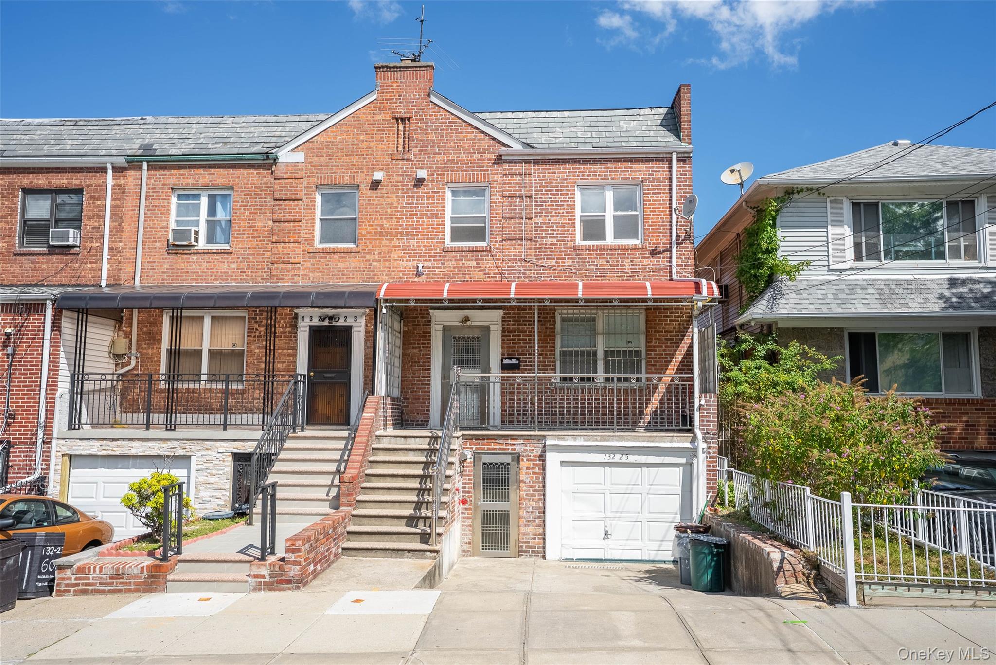 #1 photo, 132-25 60th Avenue, 法拉盛 Flushing , NY 11355