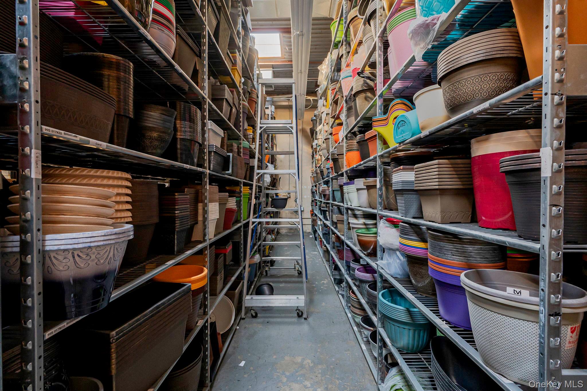 #3 photo, 1272 Montauk Highway, サフォーク郡 Copiague , NY 11726