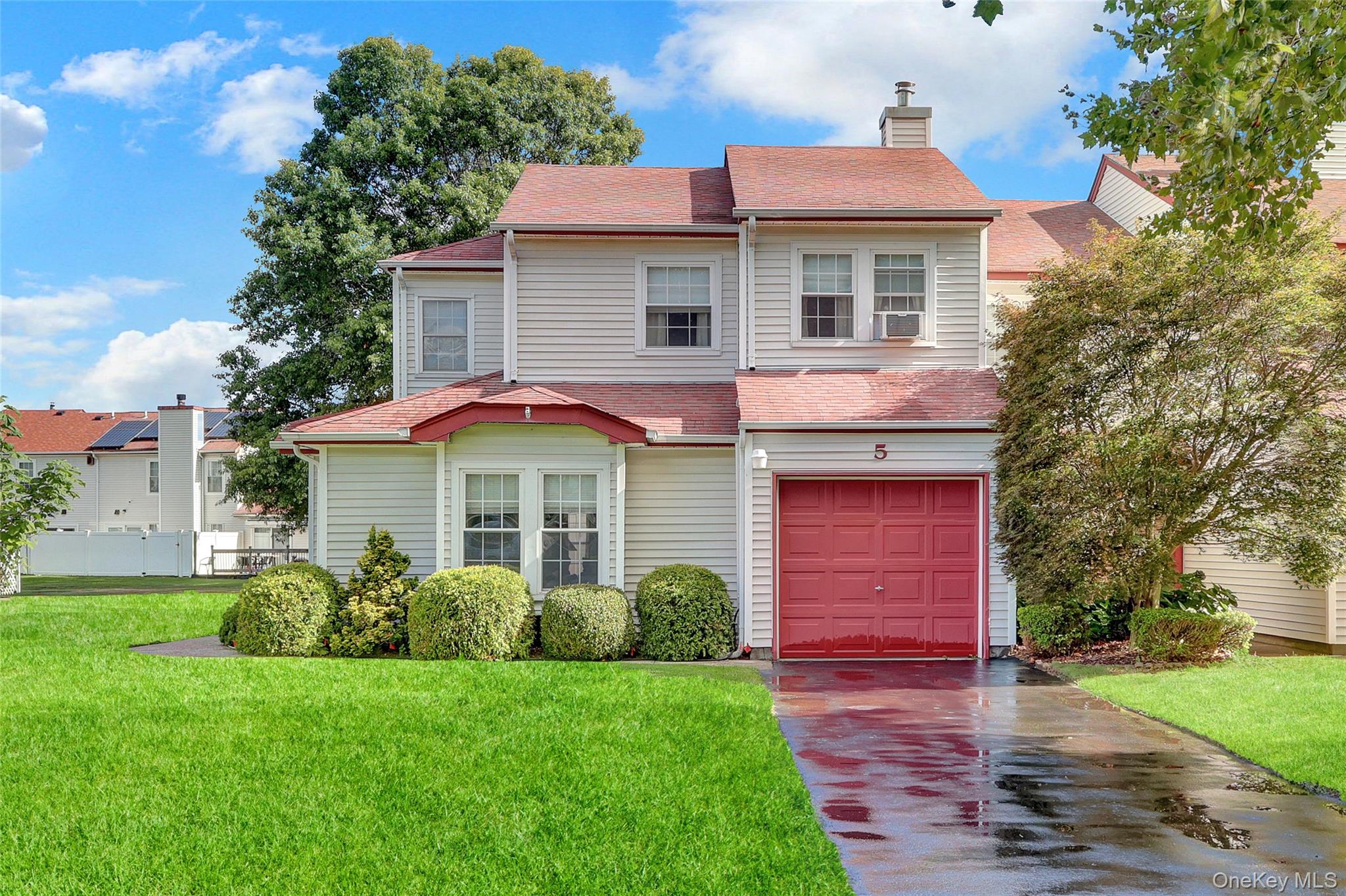 #1 photo, 5 Delaware Court, Coram , NY 11727