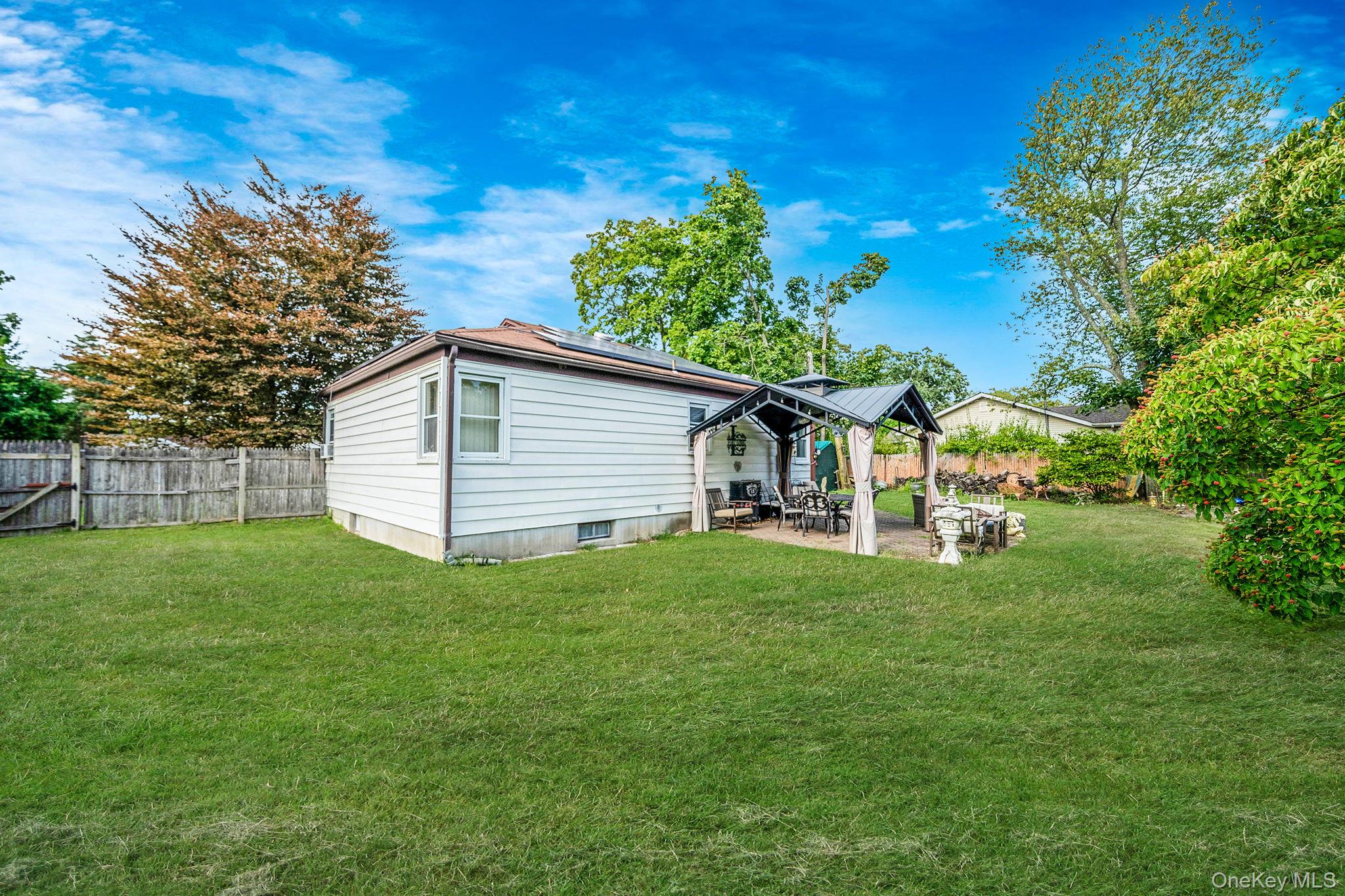 #9 photo, 30 Oakdale Avenue, サフォーク郡 Central Islip , NY 11722