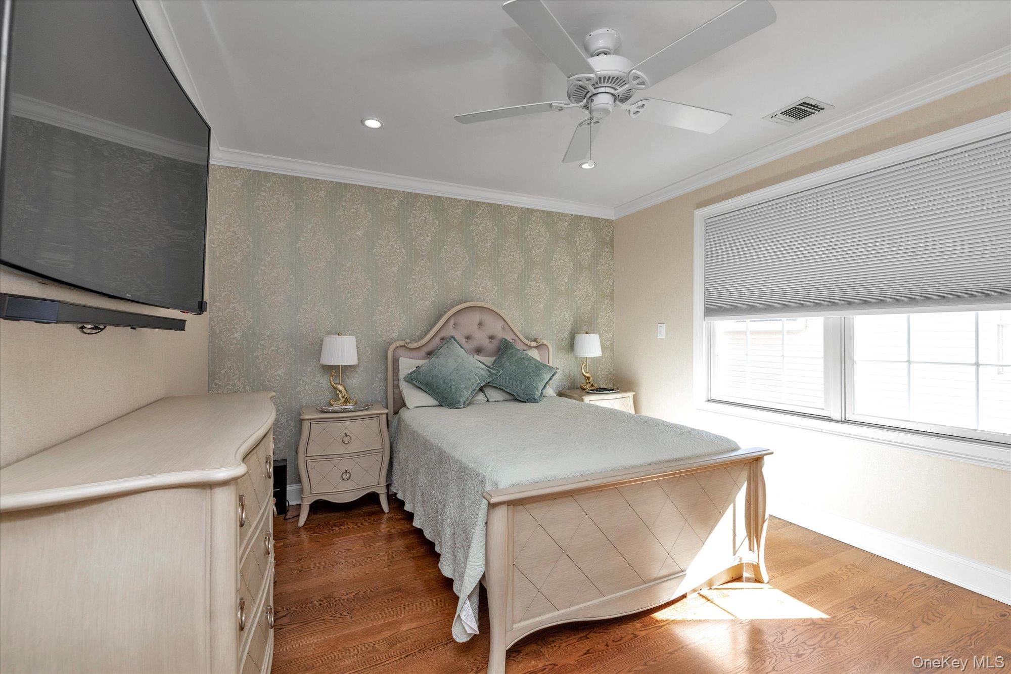 #17 photo, 3418 Silverton Avenue, ナッソー郡 Wantagh , NY 11793