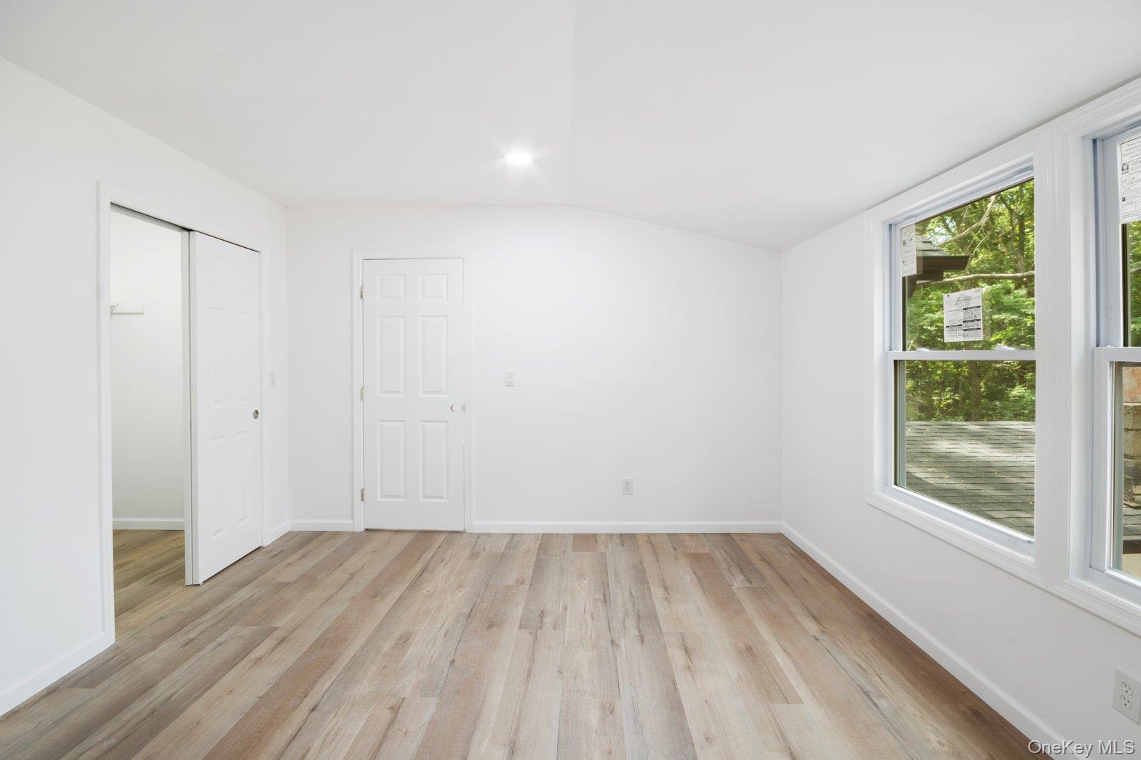 #11 photo, 461 Avondale Drive, サフォーク郡 Shirley , NY 11967