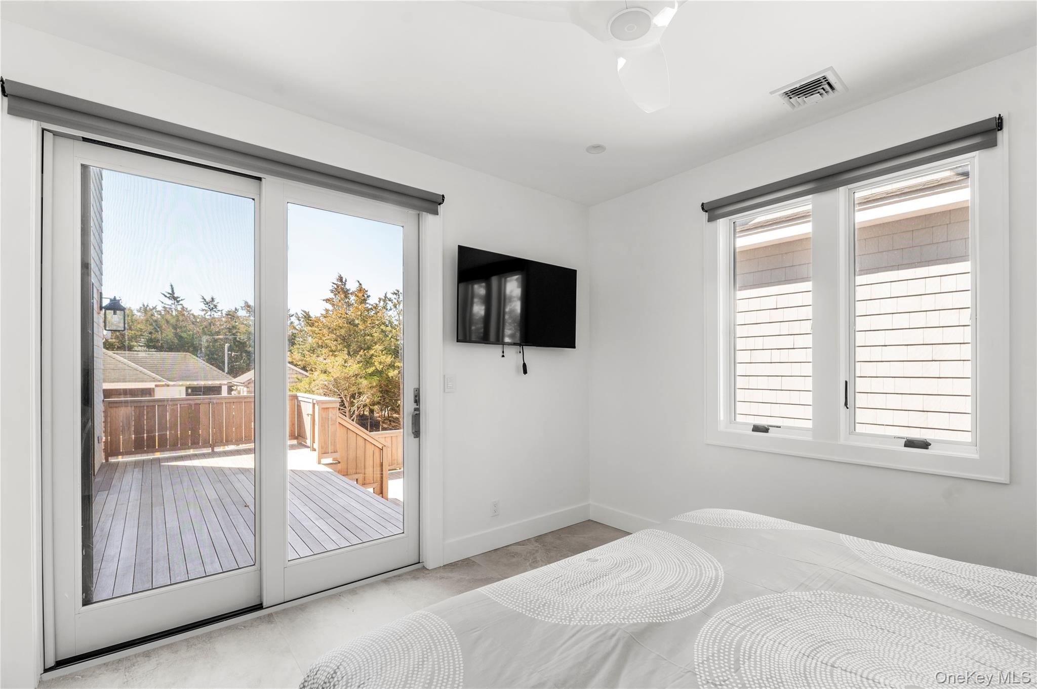 #9 photo, 44 Island Walk, サフォーク郡 Lonelyville , NY 11706