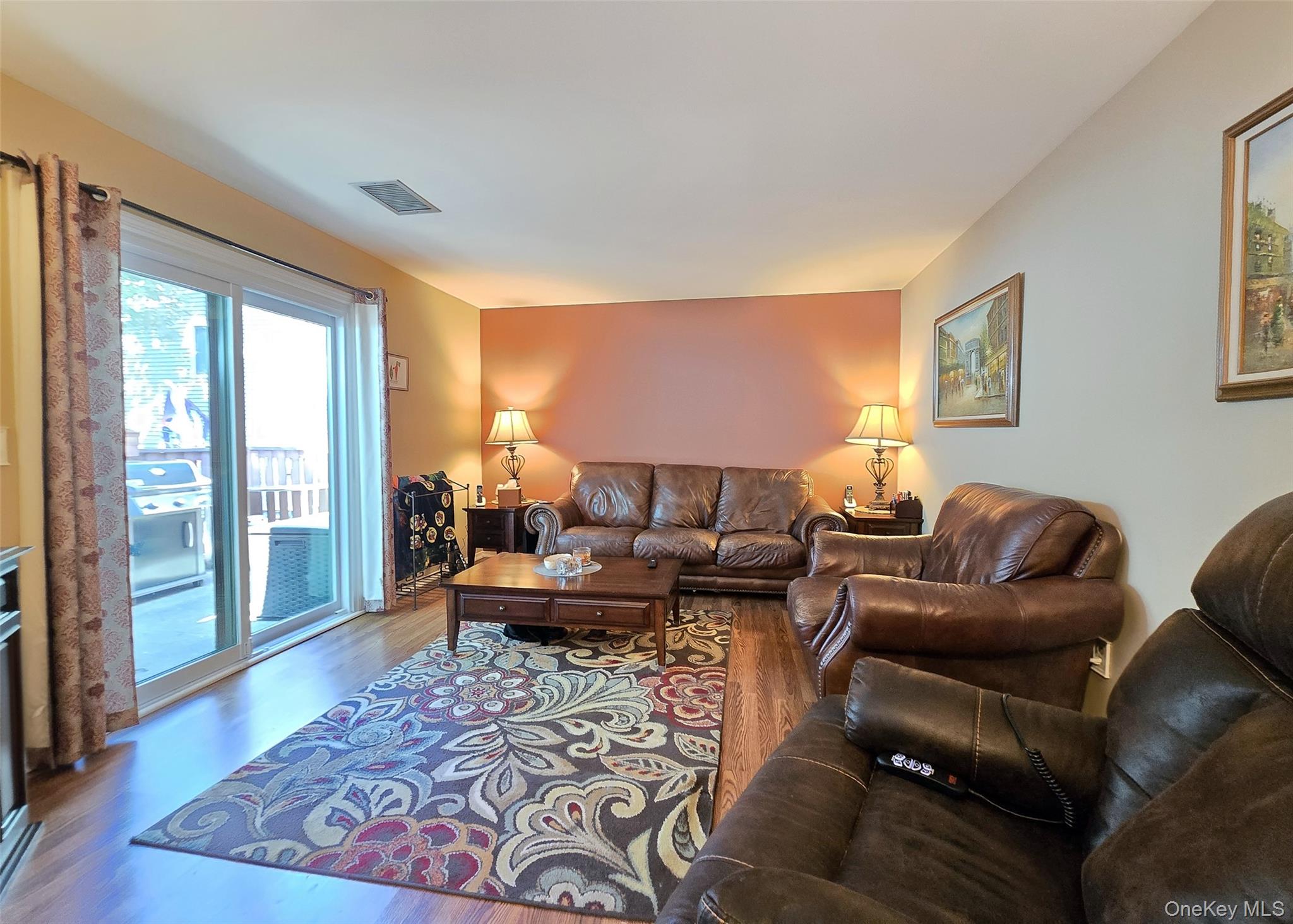 #11 photo, 837 Skyline Drive, サフォーク郡 Coram , NY 11727