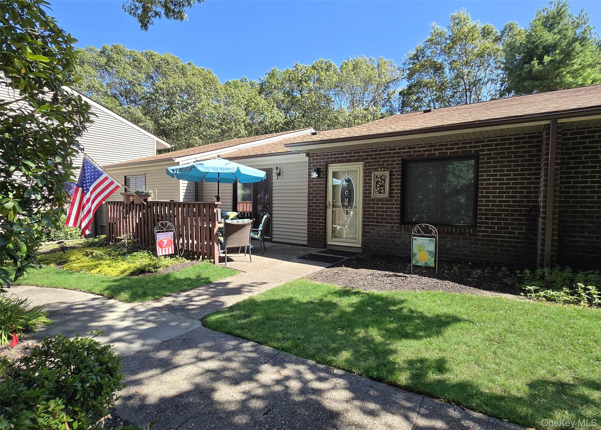 #3 photo, 837 Skyline Drive, サフォーク郡 Coram , NY 11727