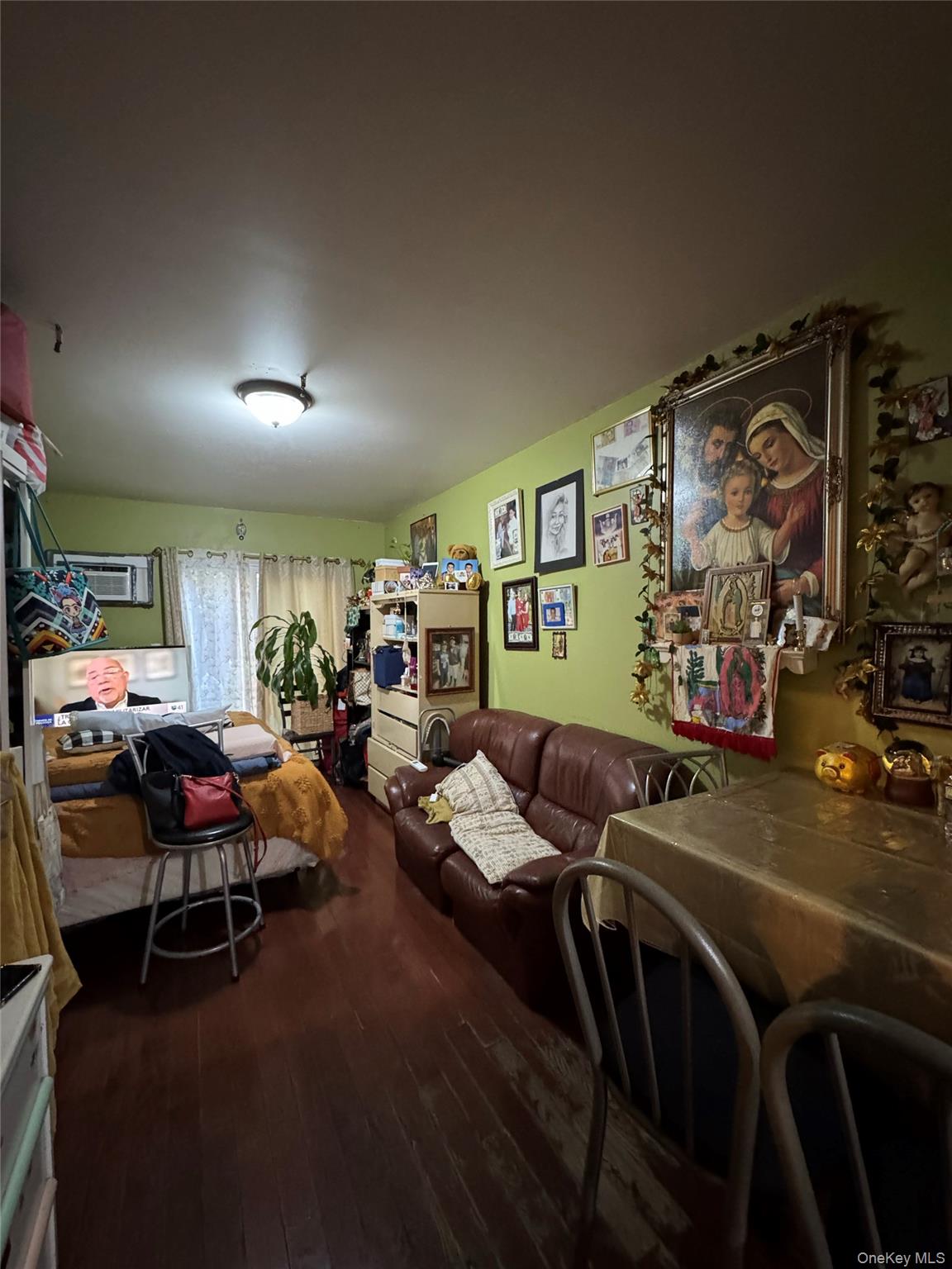 #4 photo, 101-20 39th Avenue, Corona , NY 11368