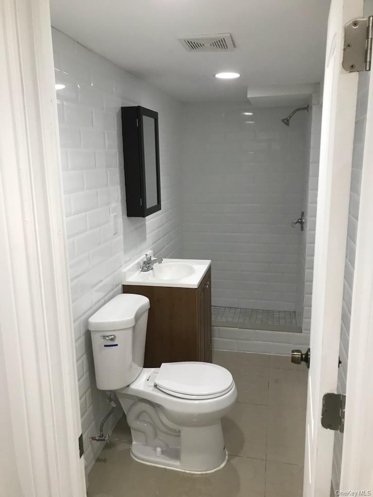 #14 photo, 108-42 51st Avenue, クイーンズ区 Corona , NY 11368