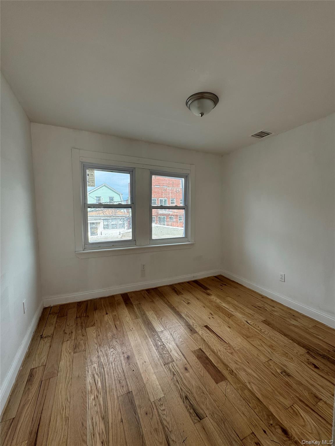 #6 photo, 108-42 51st Avenue, クイーンズ区 Corona , NY 11368