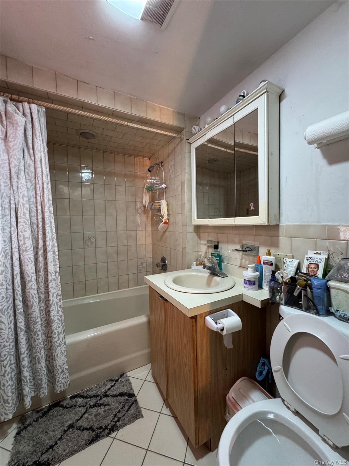 #9 photo, 108-42 51st Avenue, クイーンズ区 Corona , NY 11368