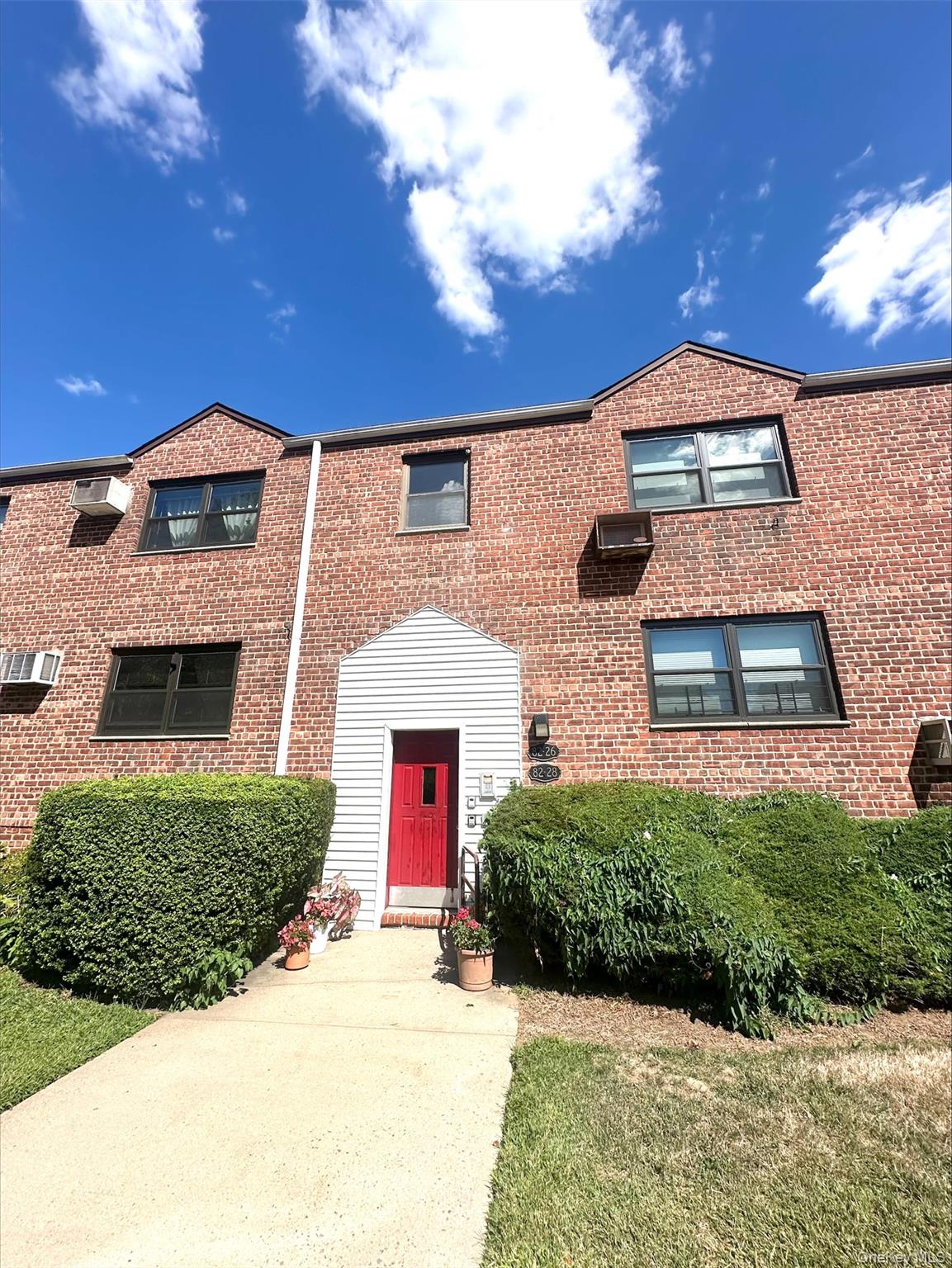 #1 photo, 82-26 155th Avenue, クイーンズ区 Howard Beach , NY 11414