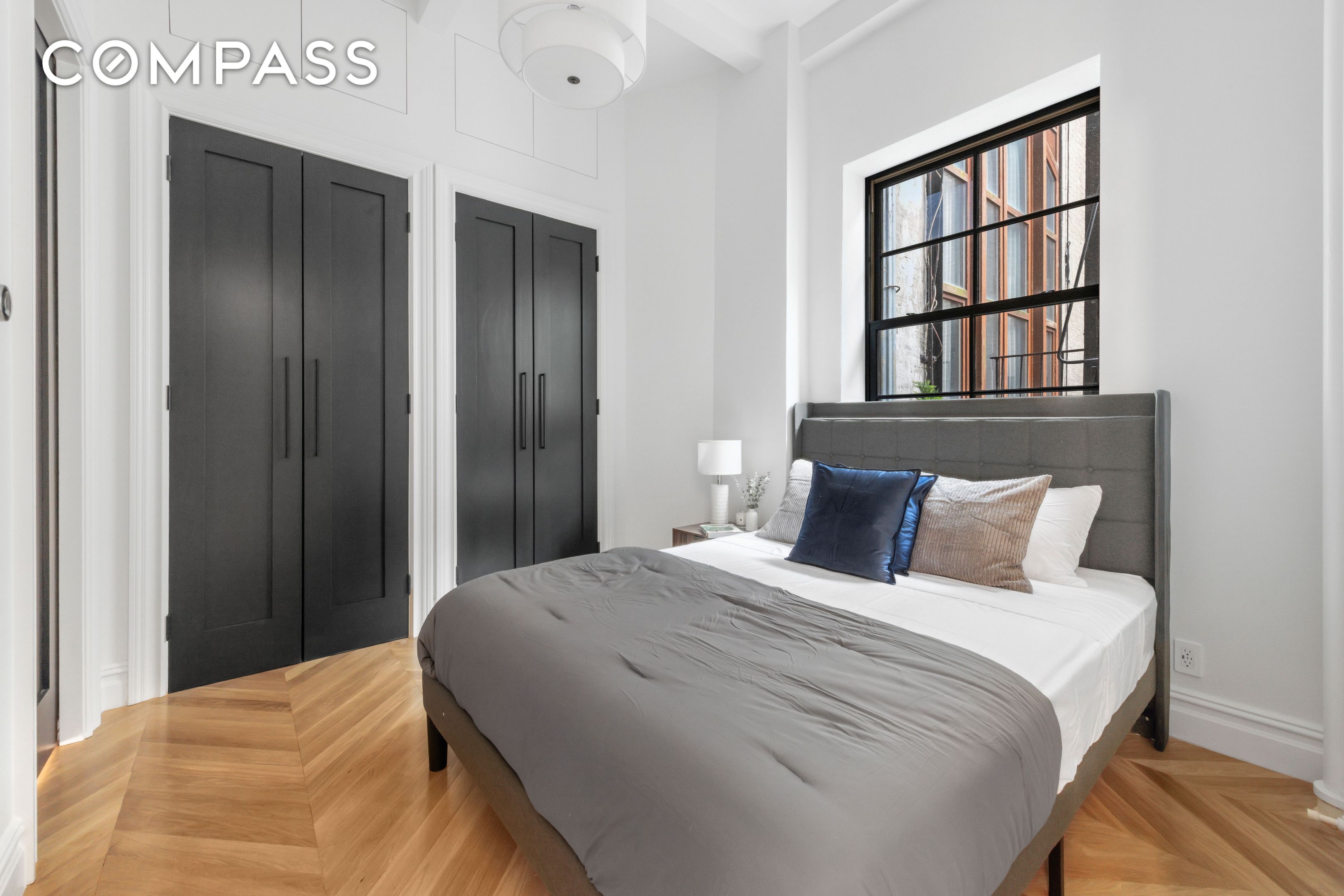 #12 photo, 33 W 67th Street, マンハッタン Upper West Side , NY 10023