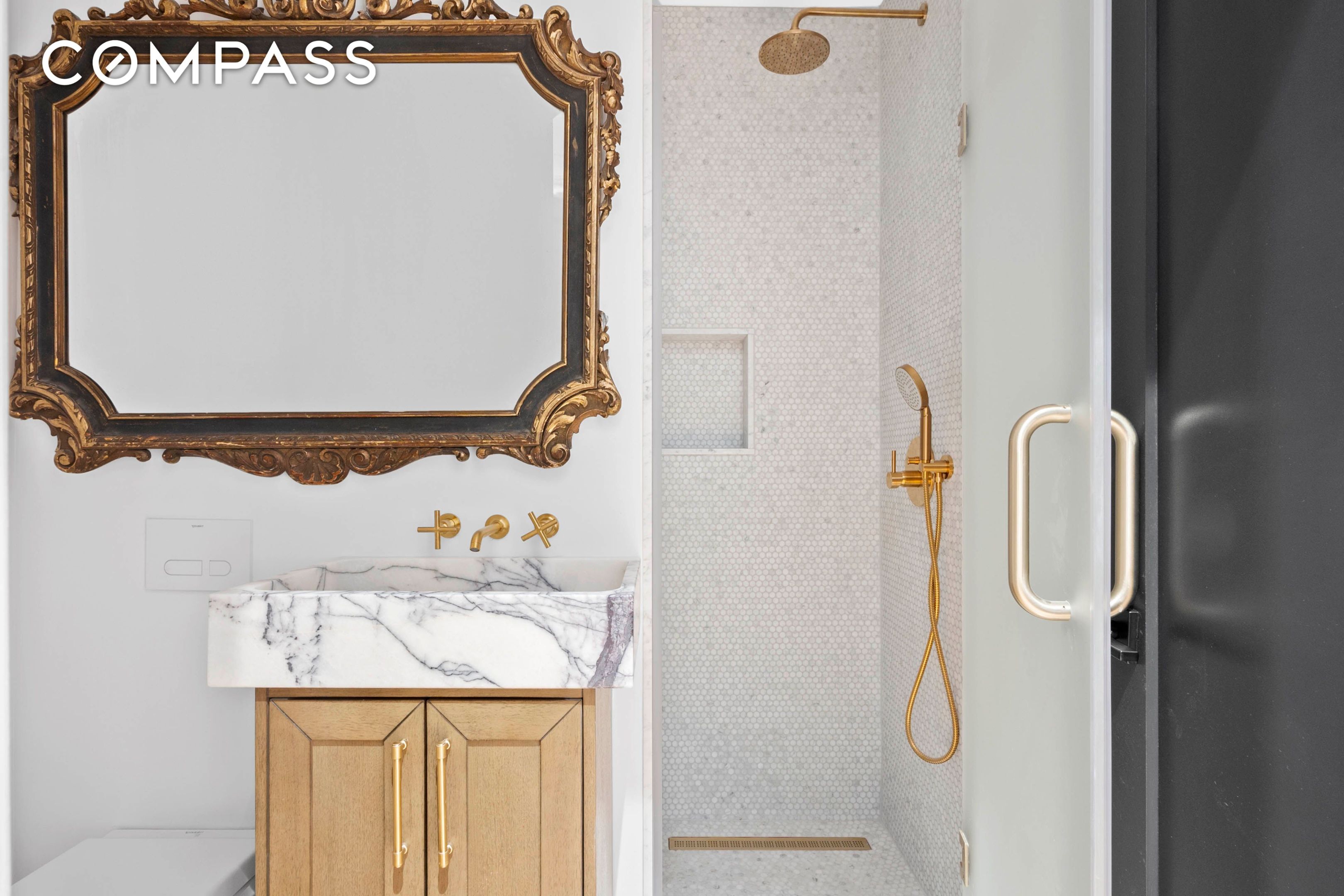 #15 photo, 33 W 67th Street, マンハッタン Upper West Side , NY 10023