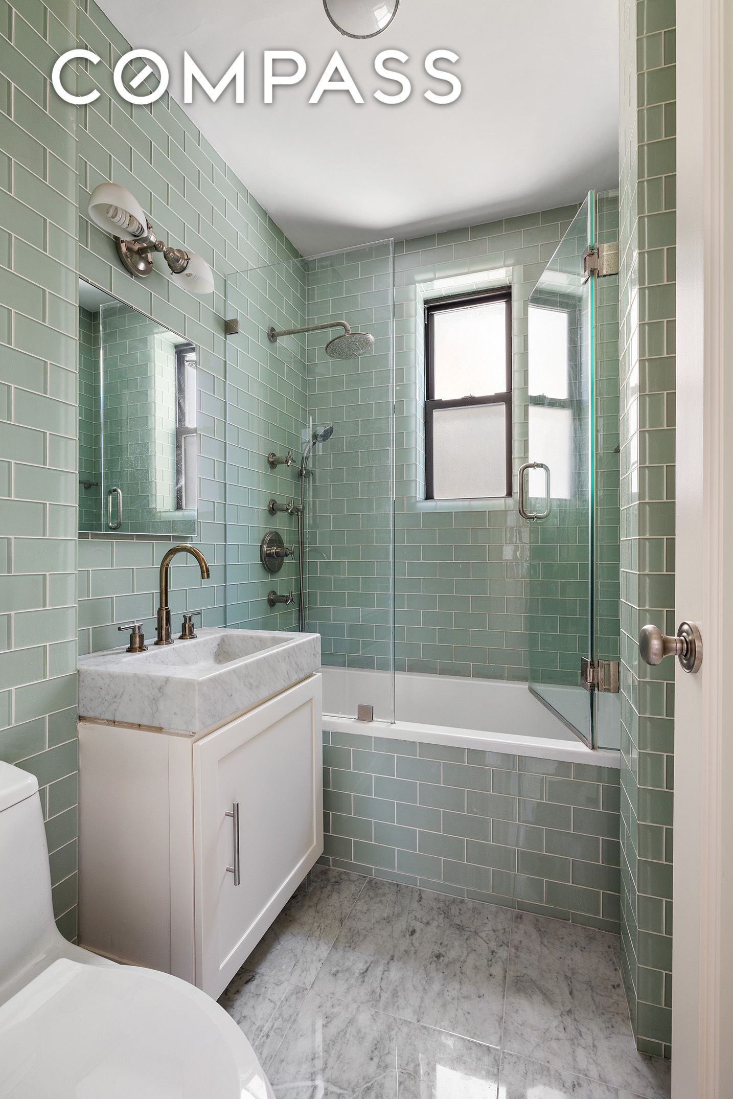 #11 photo, 18 W 70th Street, マンハッタン Upper West Side , NY 10023