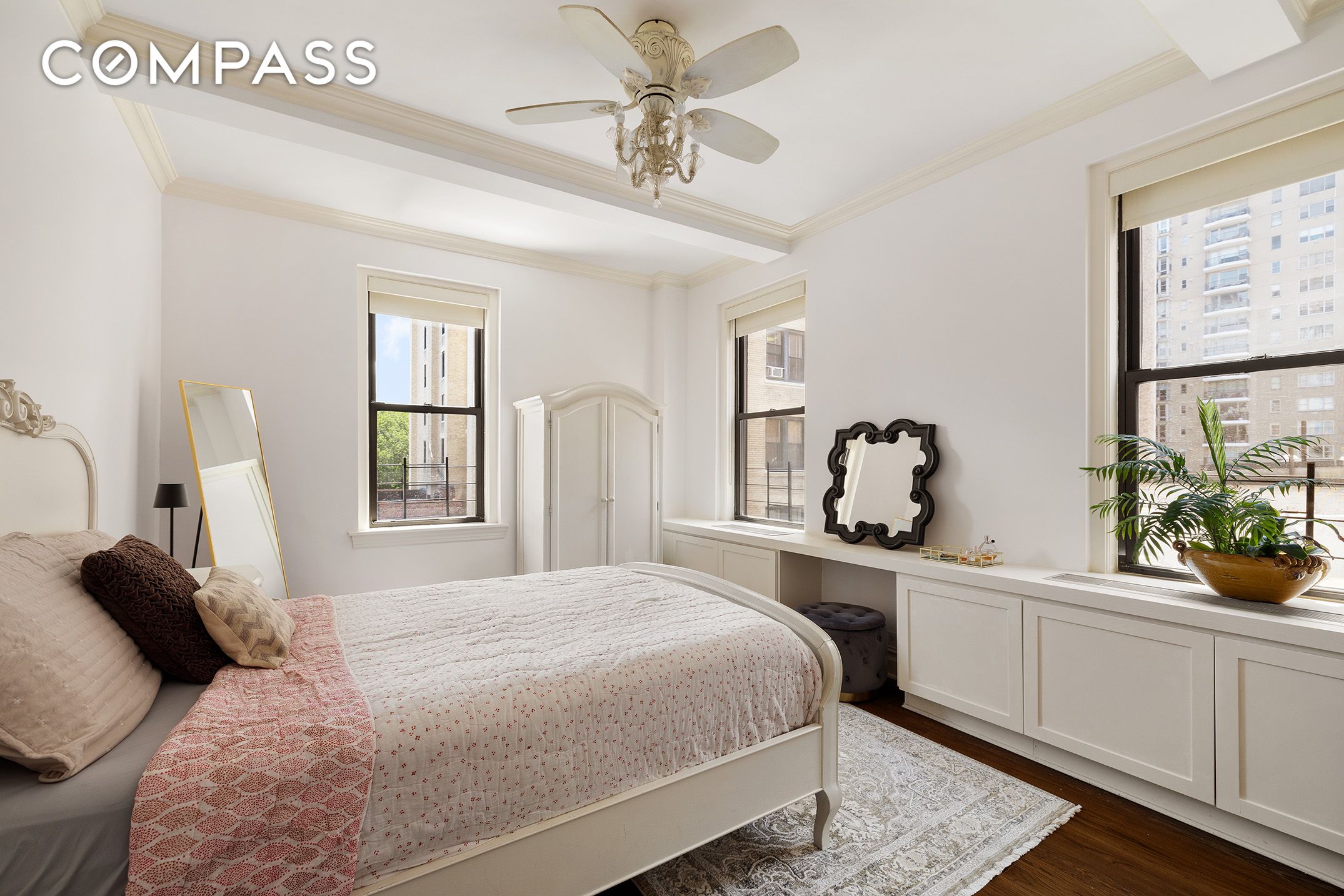 #9 photo, 18 W 70th Street, マンハッタン Upper West Side , NY 10023